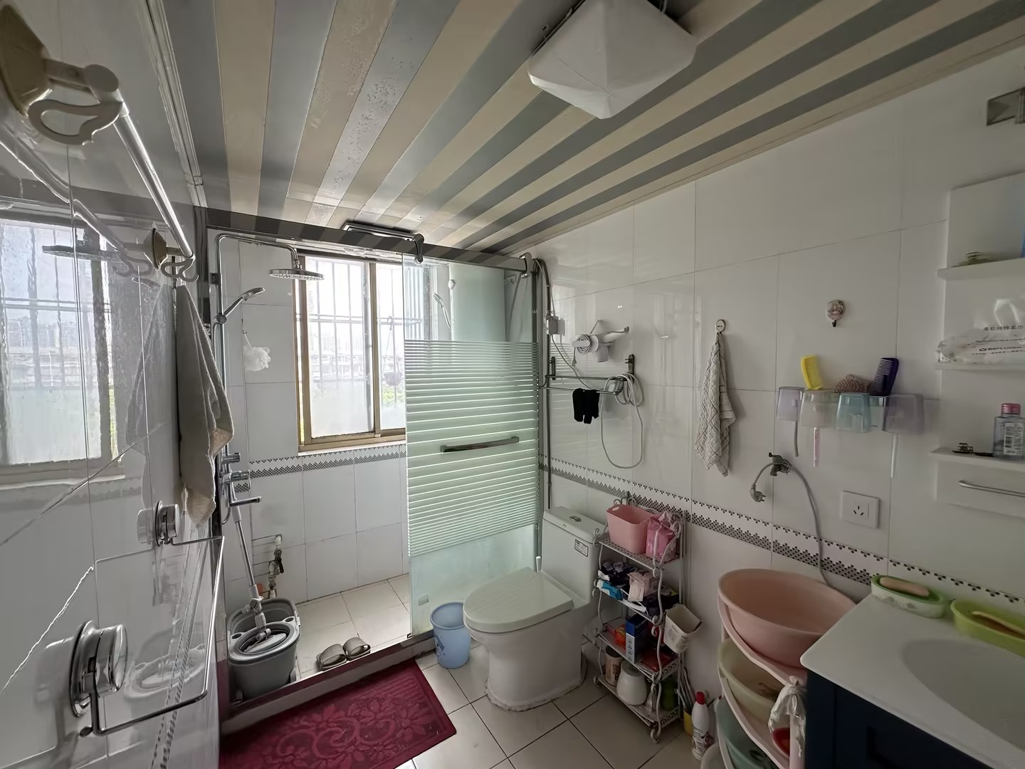 天都花苑 3室2厅2卫 131.21m&sup2;