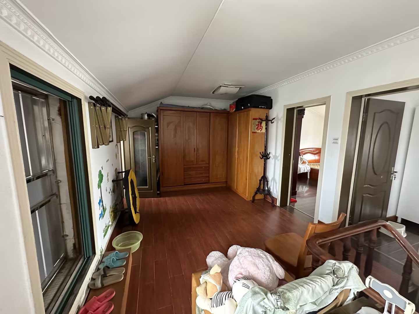天都花苑 3室2厅2卫 131.21m&sup2;