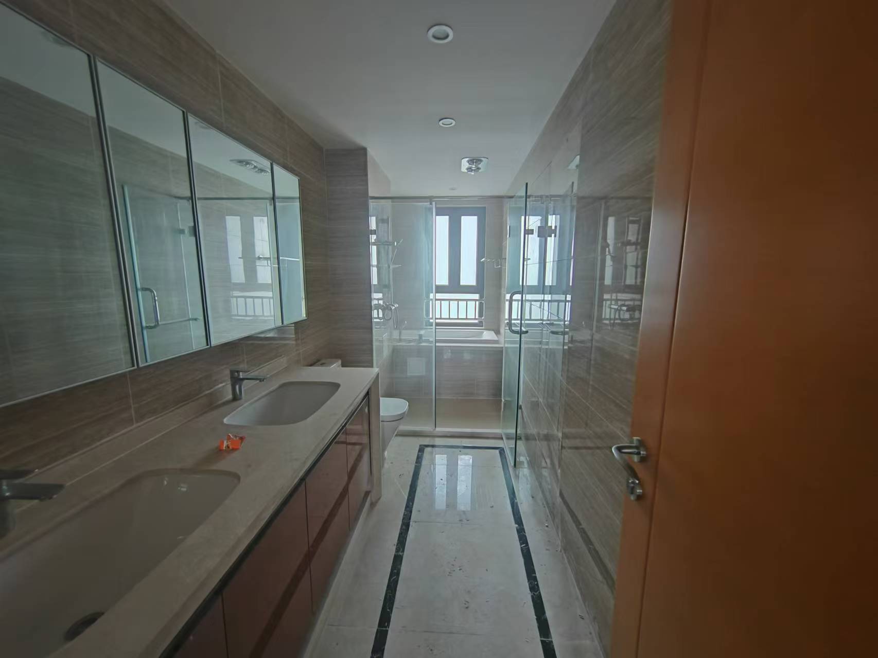 富力院士廷 4室2厅2卫 171.23m&sup2;