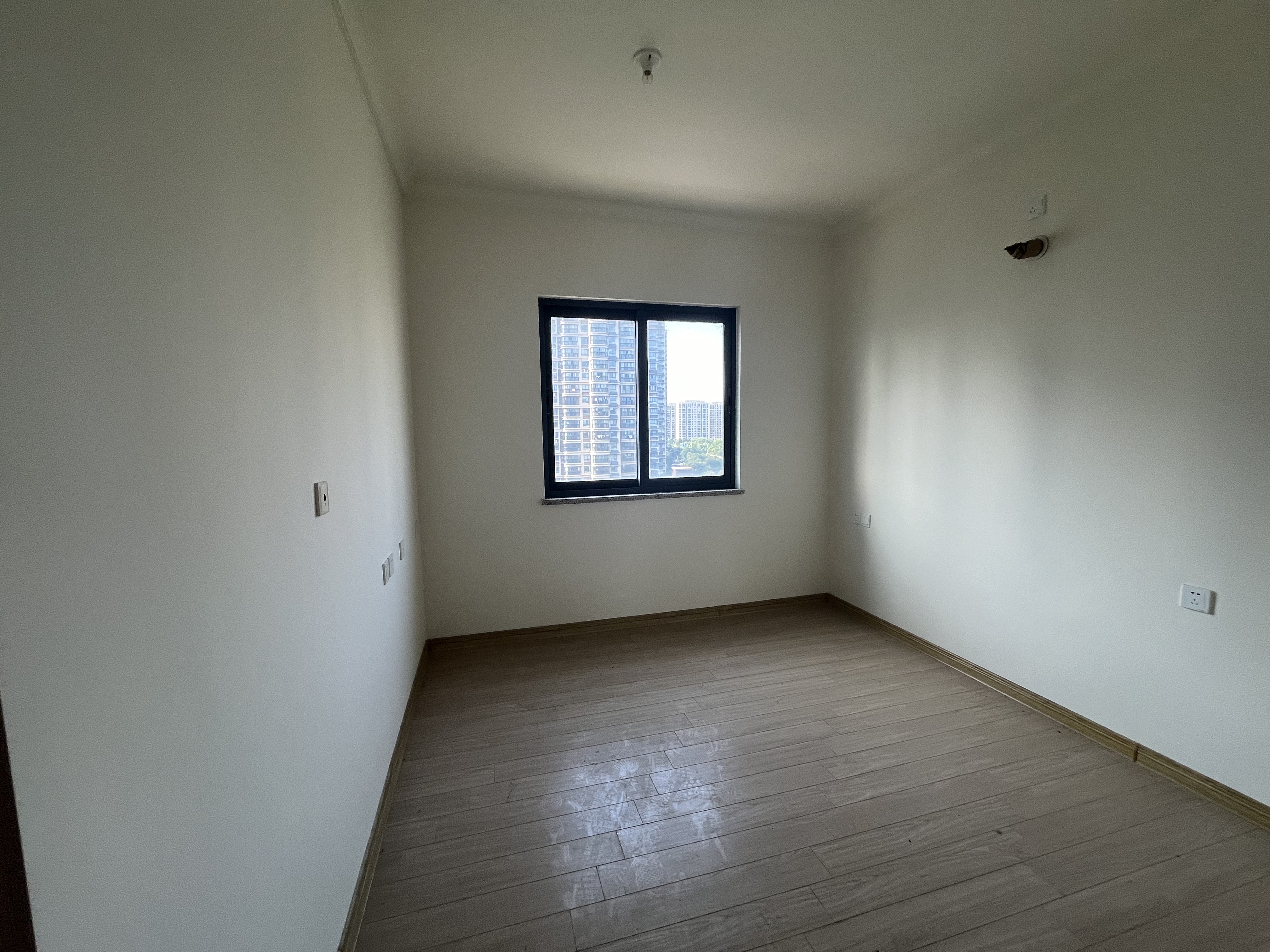 碧桂园天玺湾 4室2厅2卫 140m&sup2;
