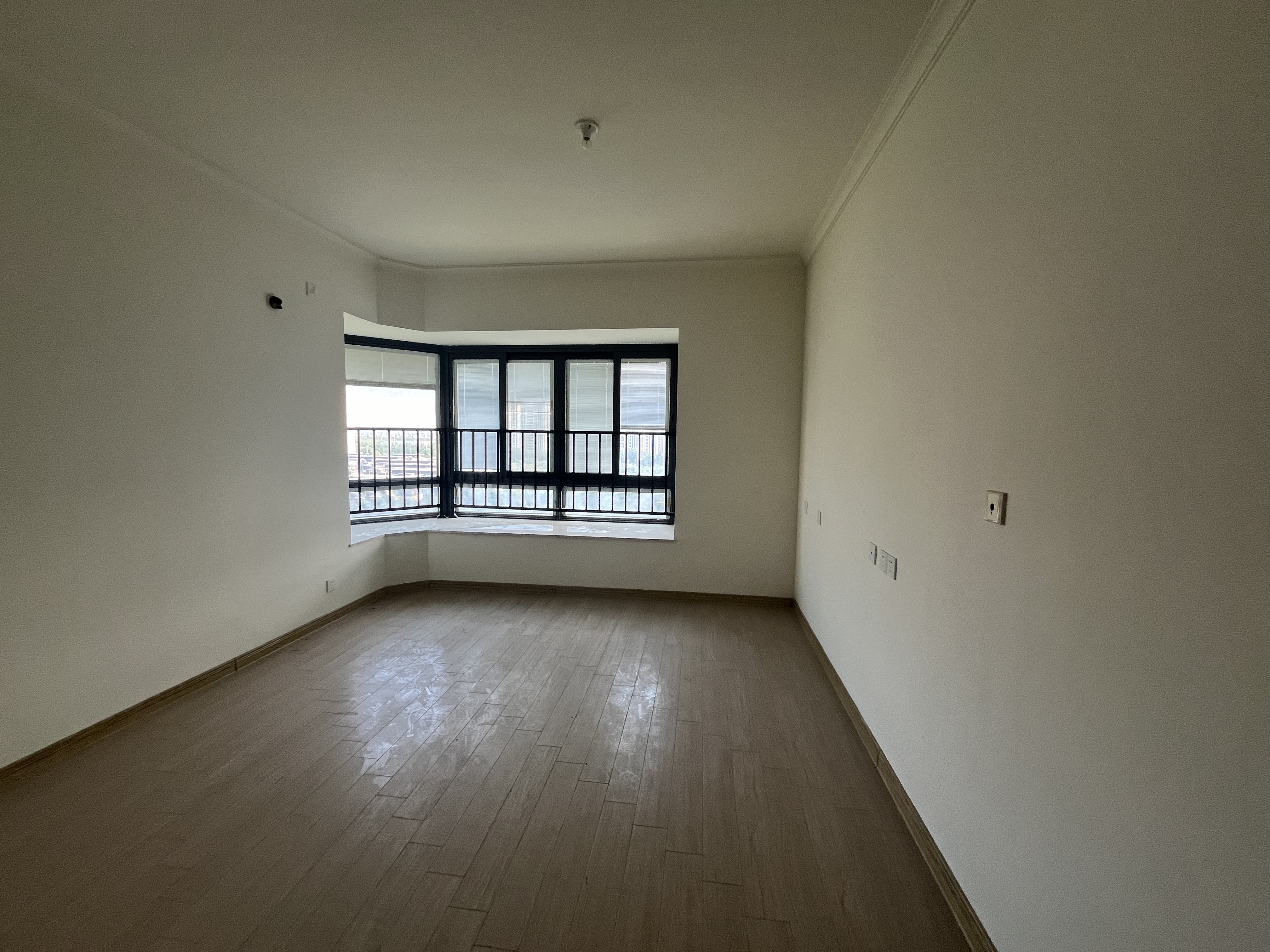 碧桂园天玺湾 4室2厅2卫 140m&sup2;