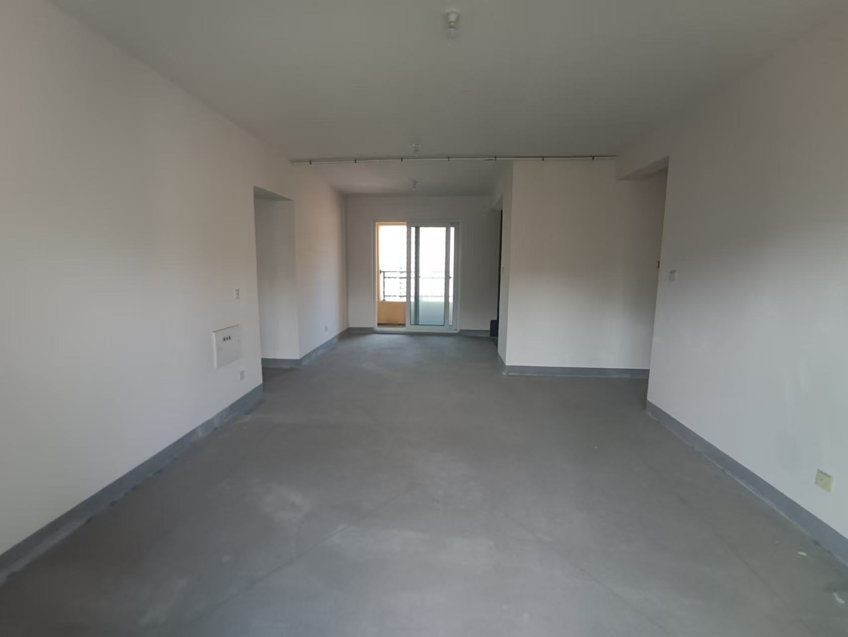 世茂九龙庭 3室2厅2卫 142.00m²