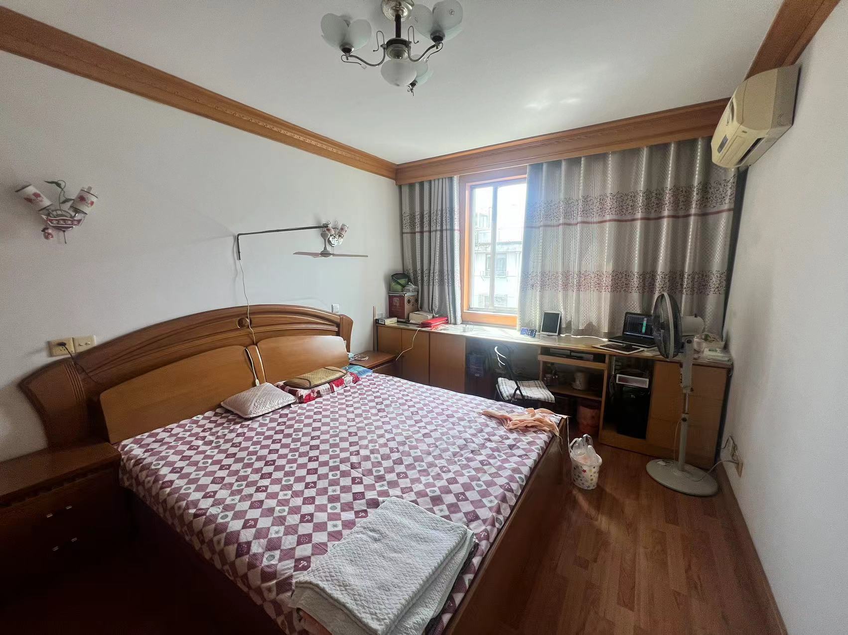 北园新村 3室2厅1卫 111.38m&sup2;