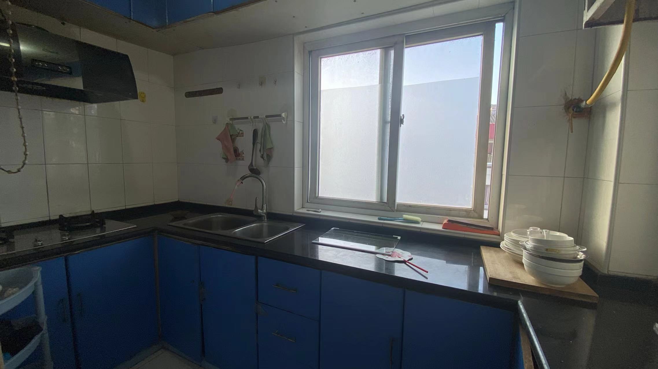 银花苑 2室1厅1卫 70m&sup2;