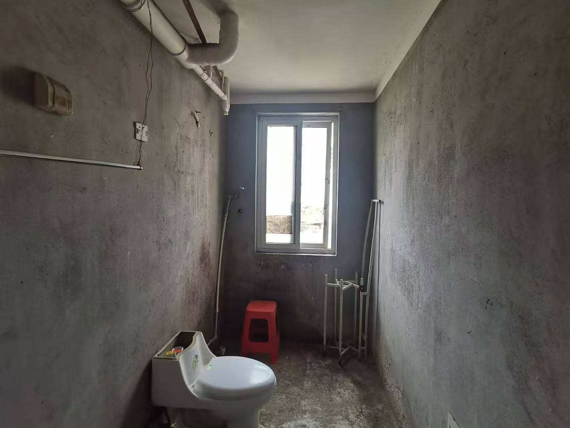 外滩北苑 1室1厅1卫 59.00m²