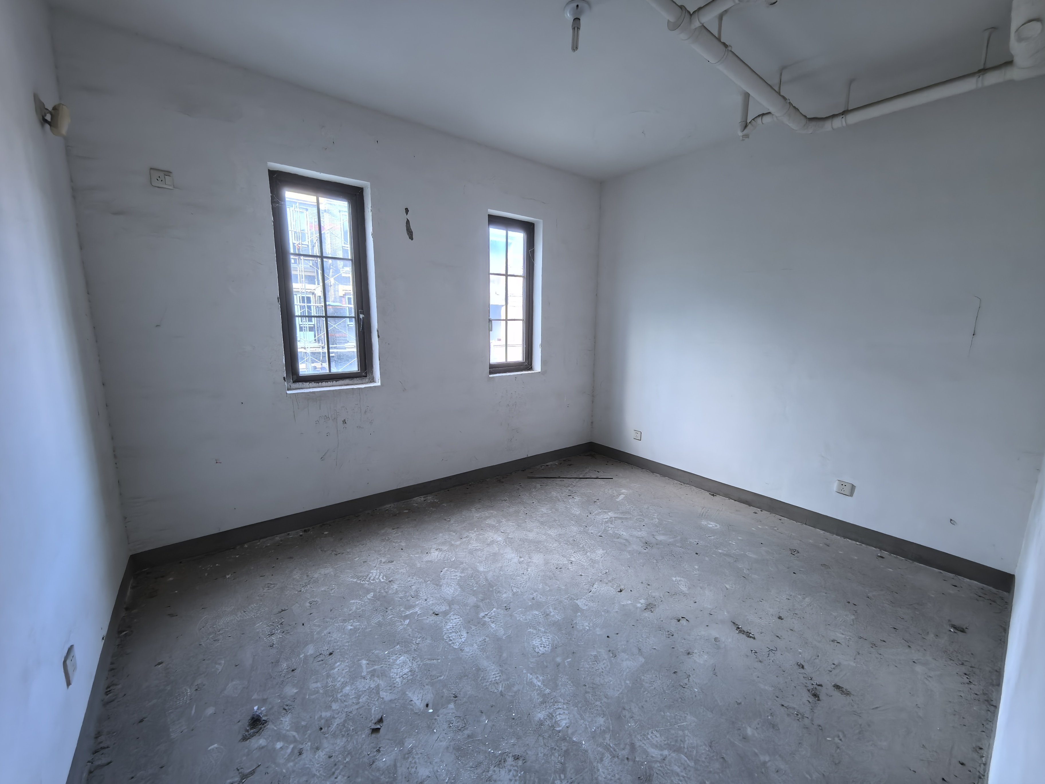 南通壹城水清木华 5室3厅3卫 285m&sup2;
