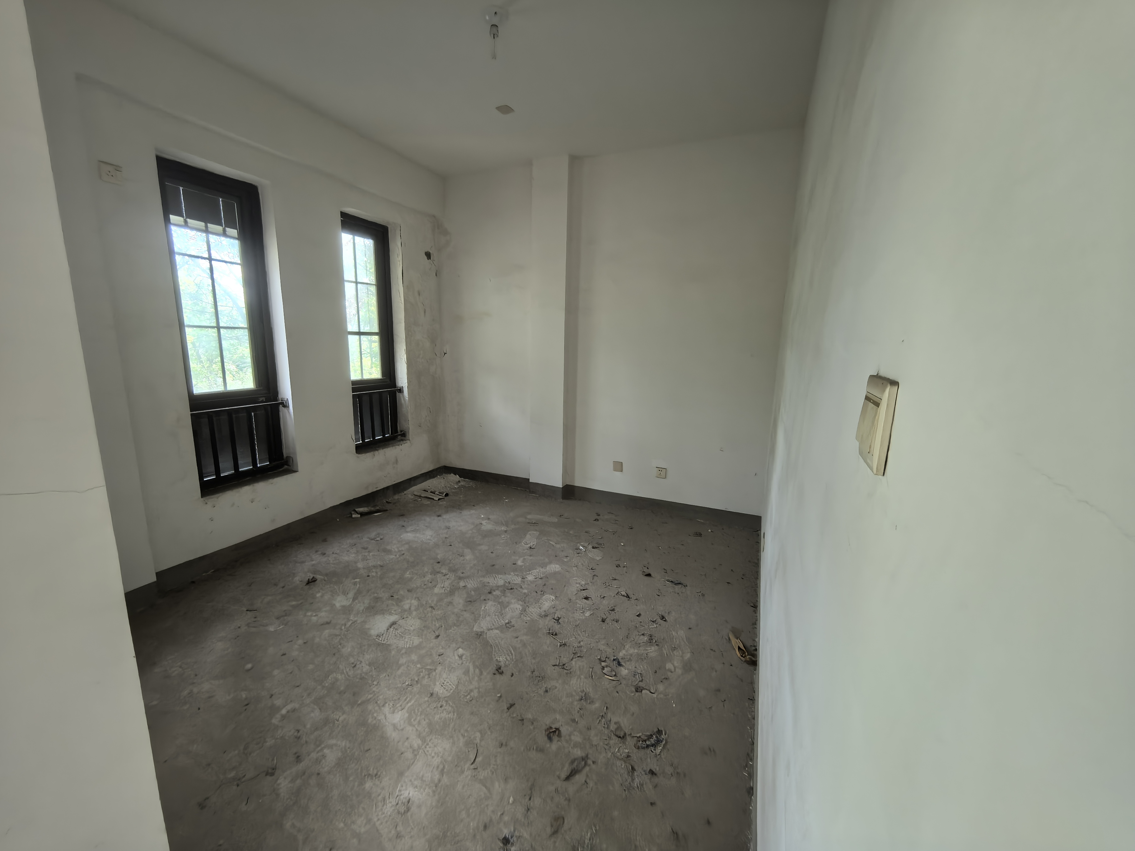 南通壹城水清木华 5室3厅3卫 285m&sup2;