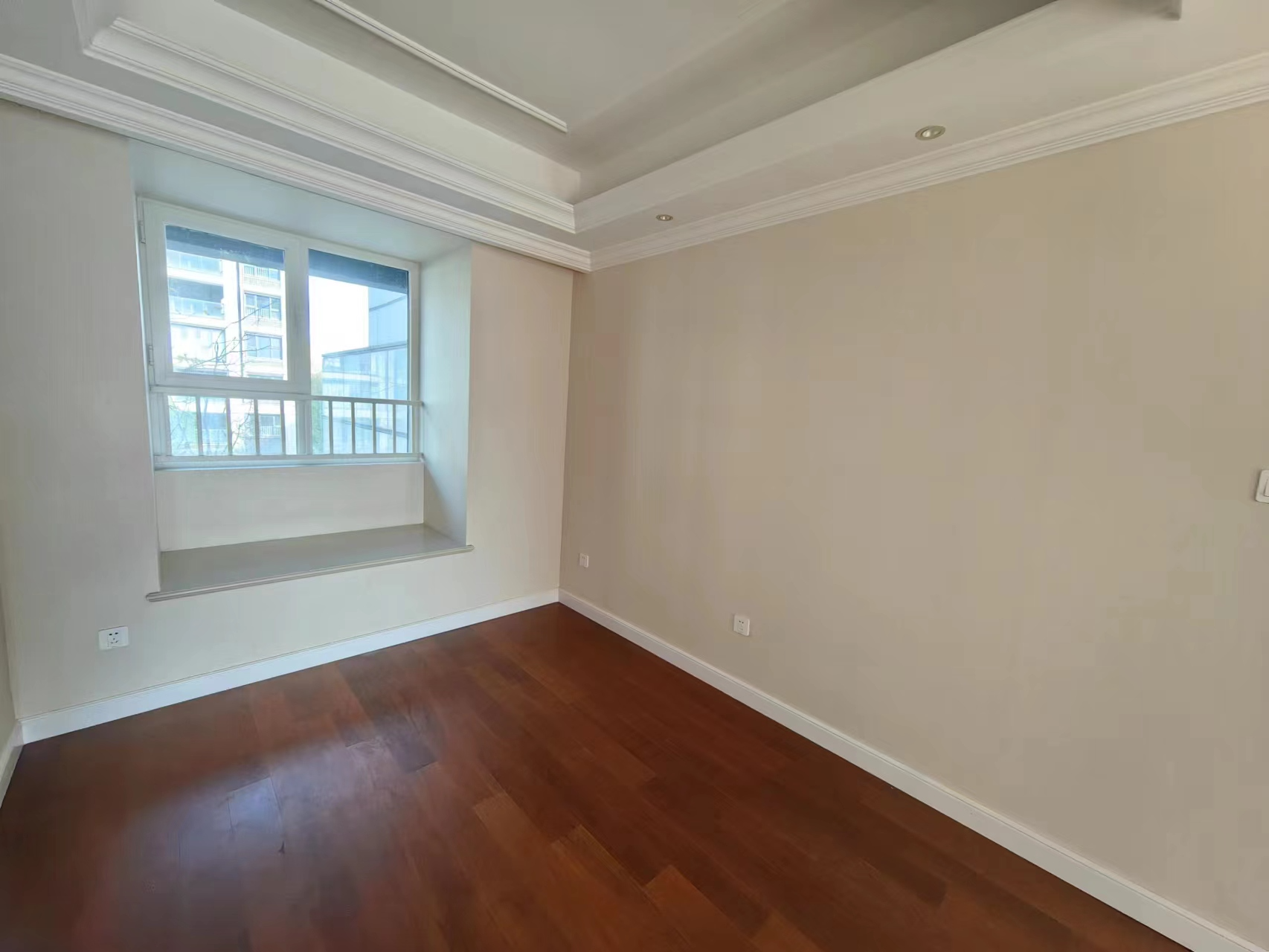 融创盛和九里桃源 4室2厅2卫 143.45m²
