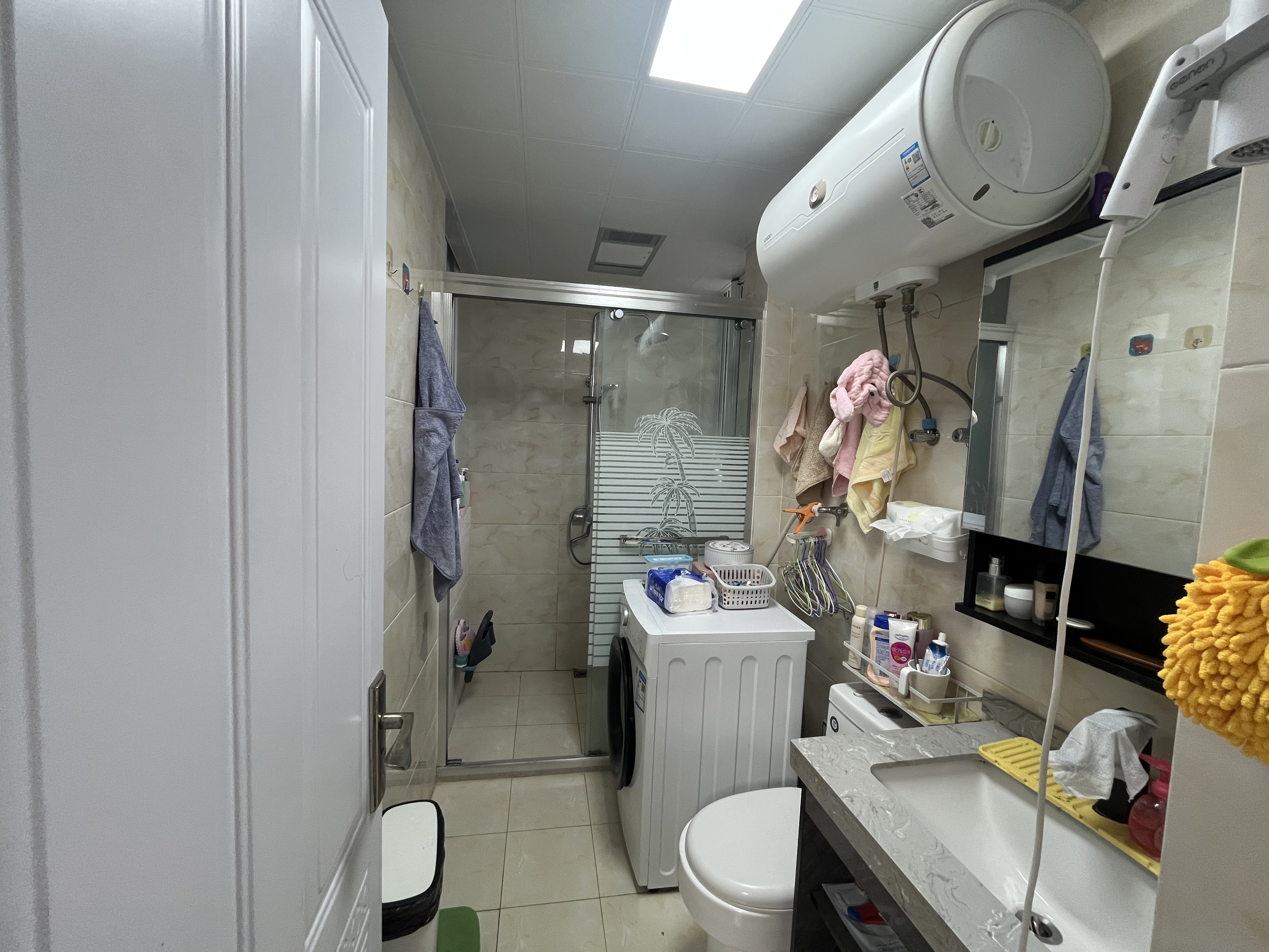 天霞苑 2室2厅1卫 75m&sup2;