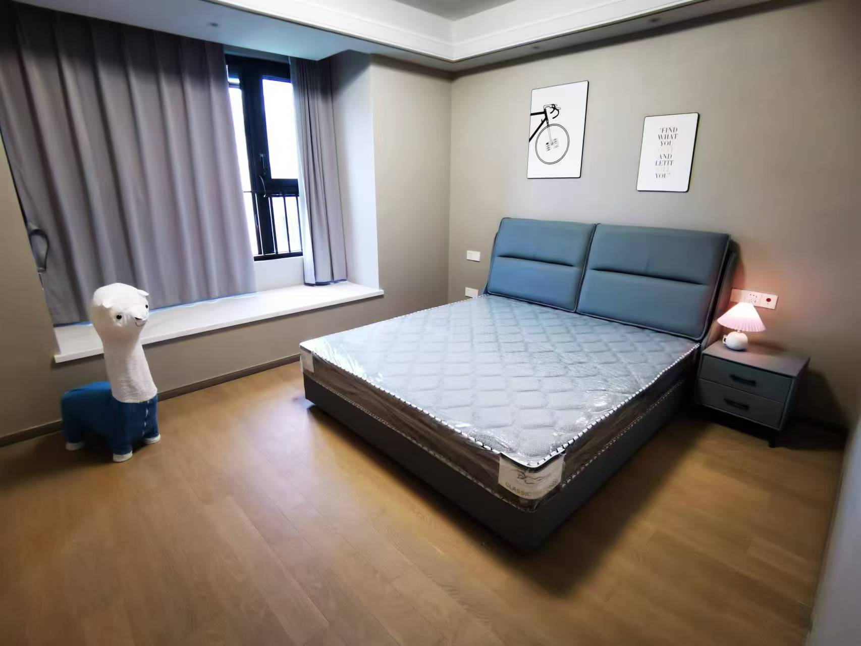 绿城&middot;诚园 4室2厅2卫 158m&sup2;