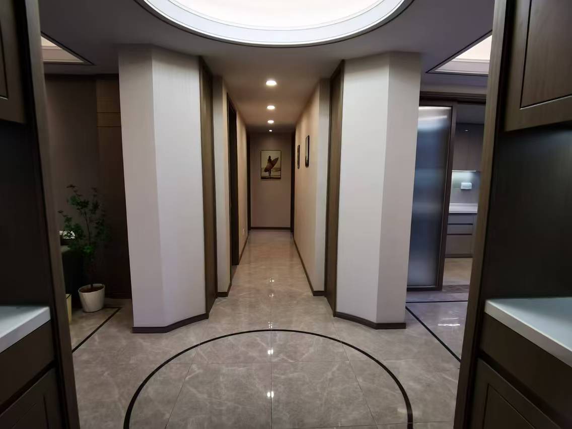 绿城&middot;诚园 4室2厅2卫 158m&sup2;