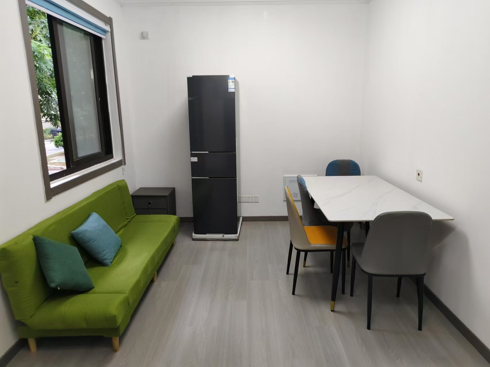 山芝庄新苑 2室1厅1卫 83.00m&sup2;