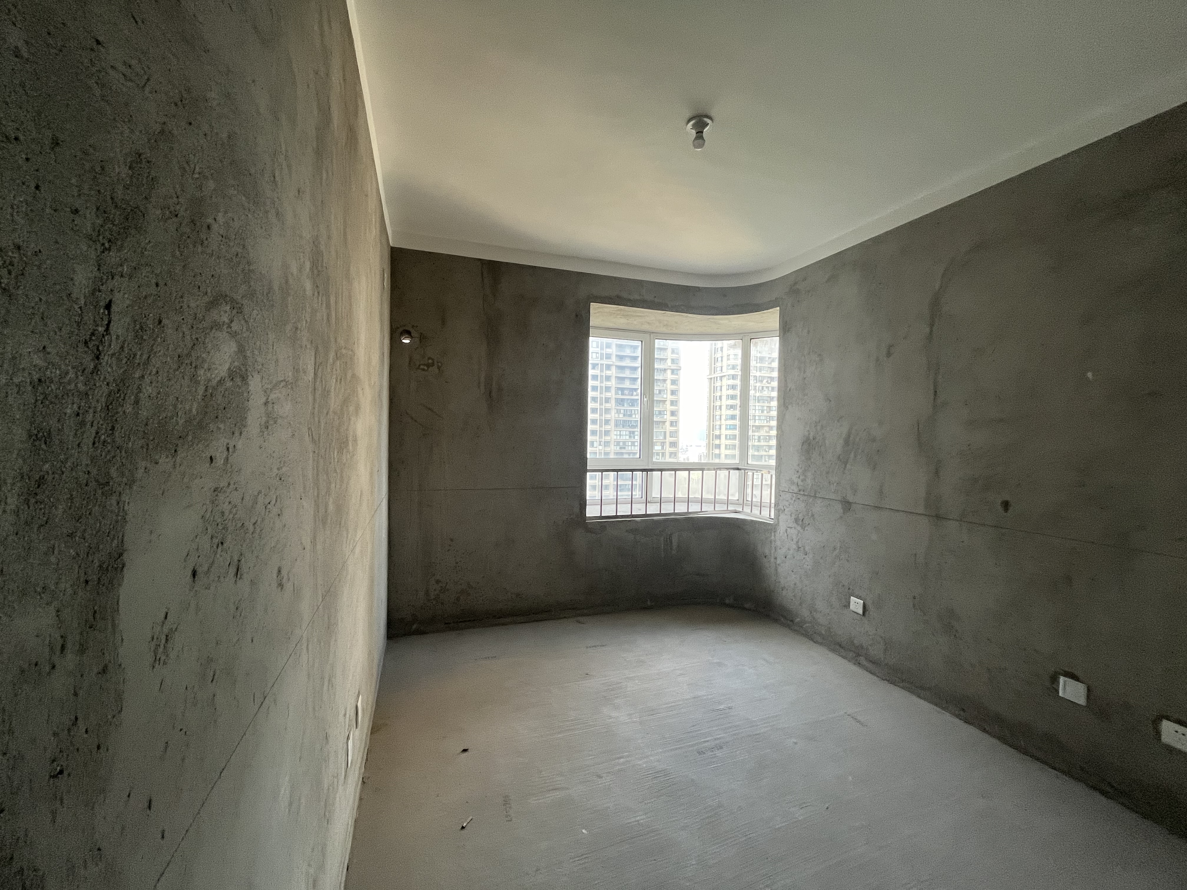富都豪园 4室2厅2卫 147m&sup2;