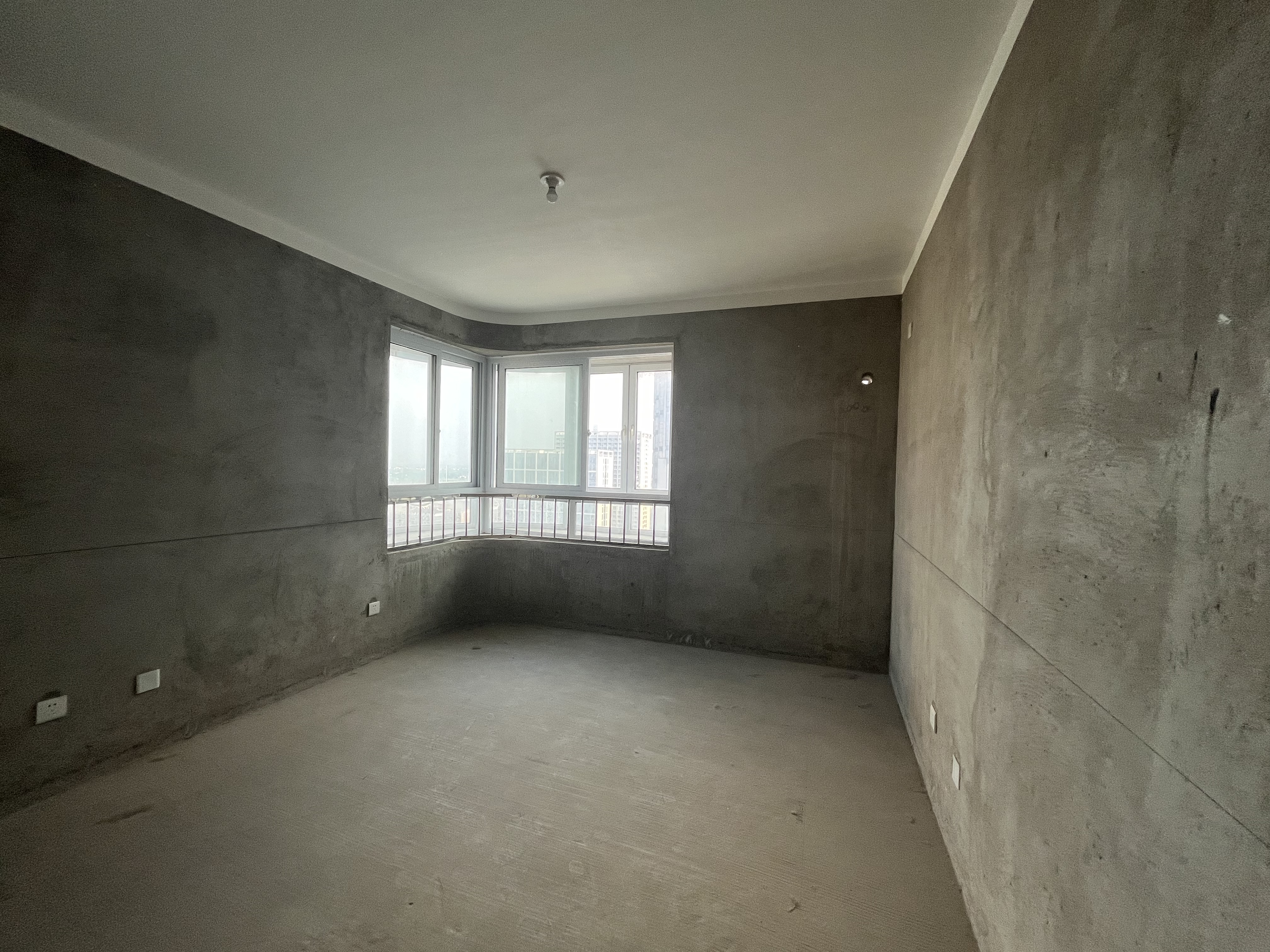富都豪园 4室2厅2卫 147m&sup2;