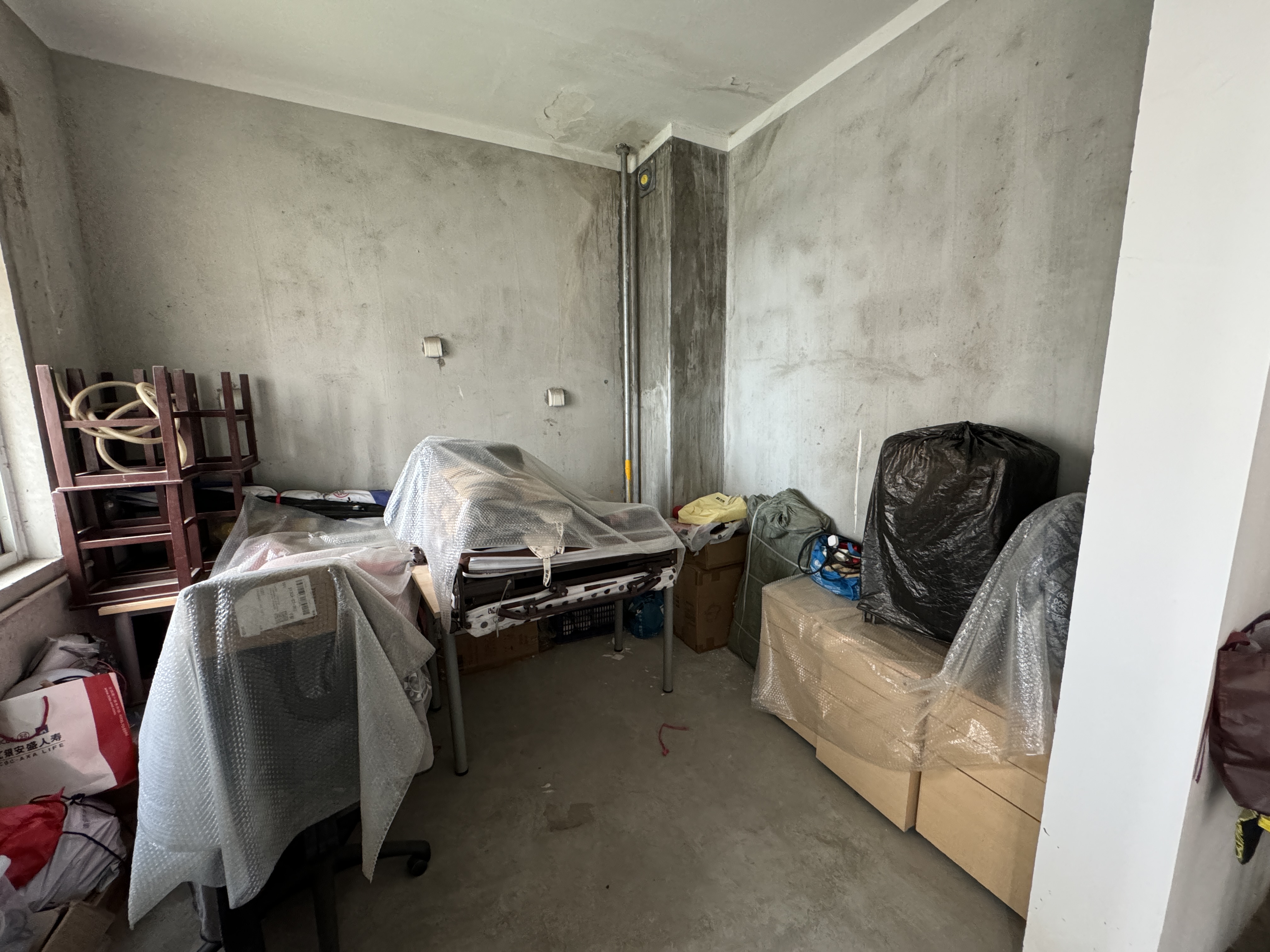 中南世纪花城三期 4室厅卫 330m&sup2;