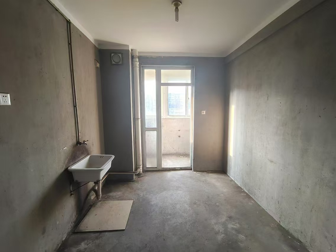 和谐怡园佳苑 3室2厅2卫 144.42m&sup2;