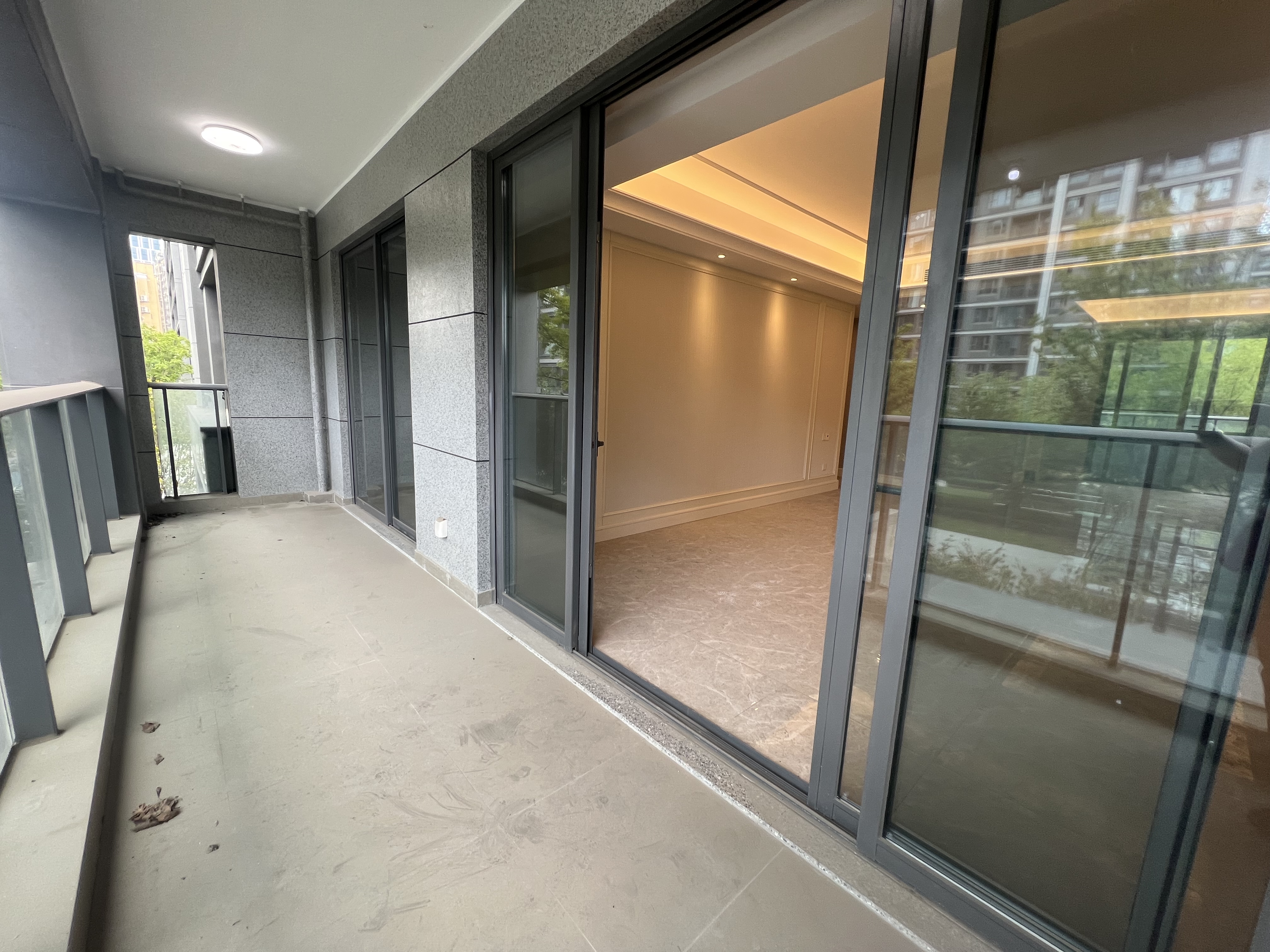 绿城桂语江南 4室2厅3卫 180m²