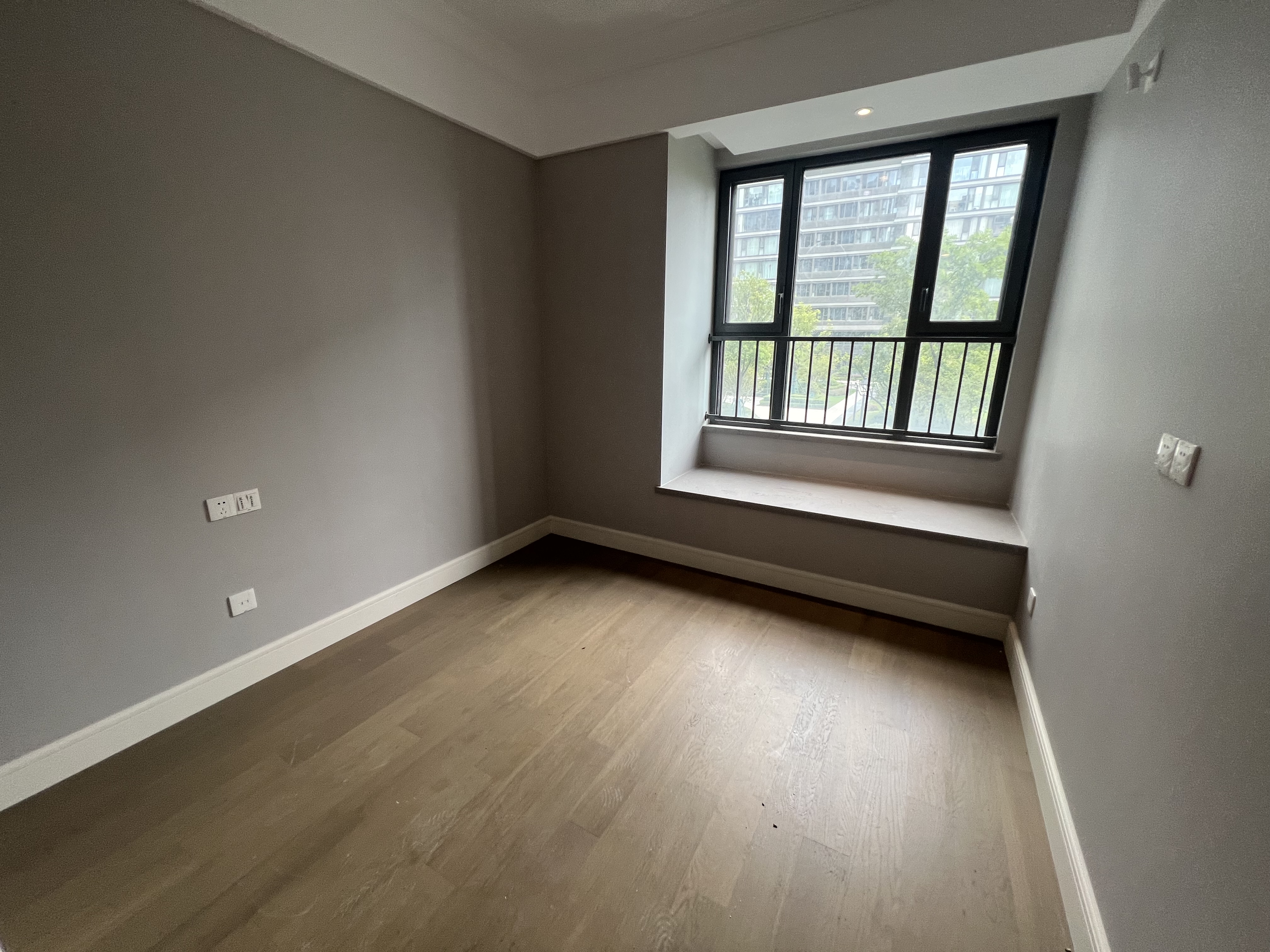 绿城桂语江南 4室2厅3卫 180m²