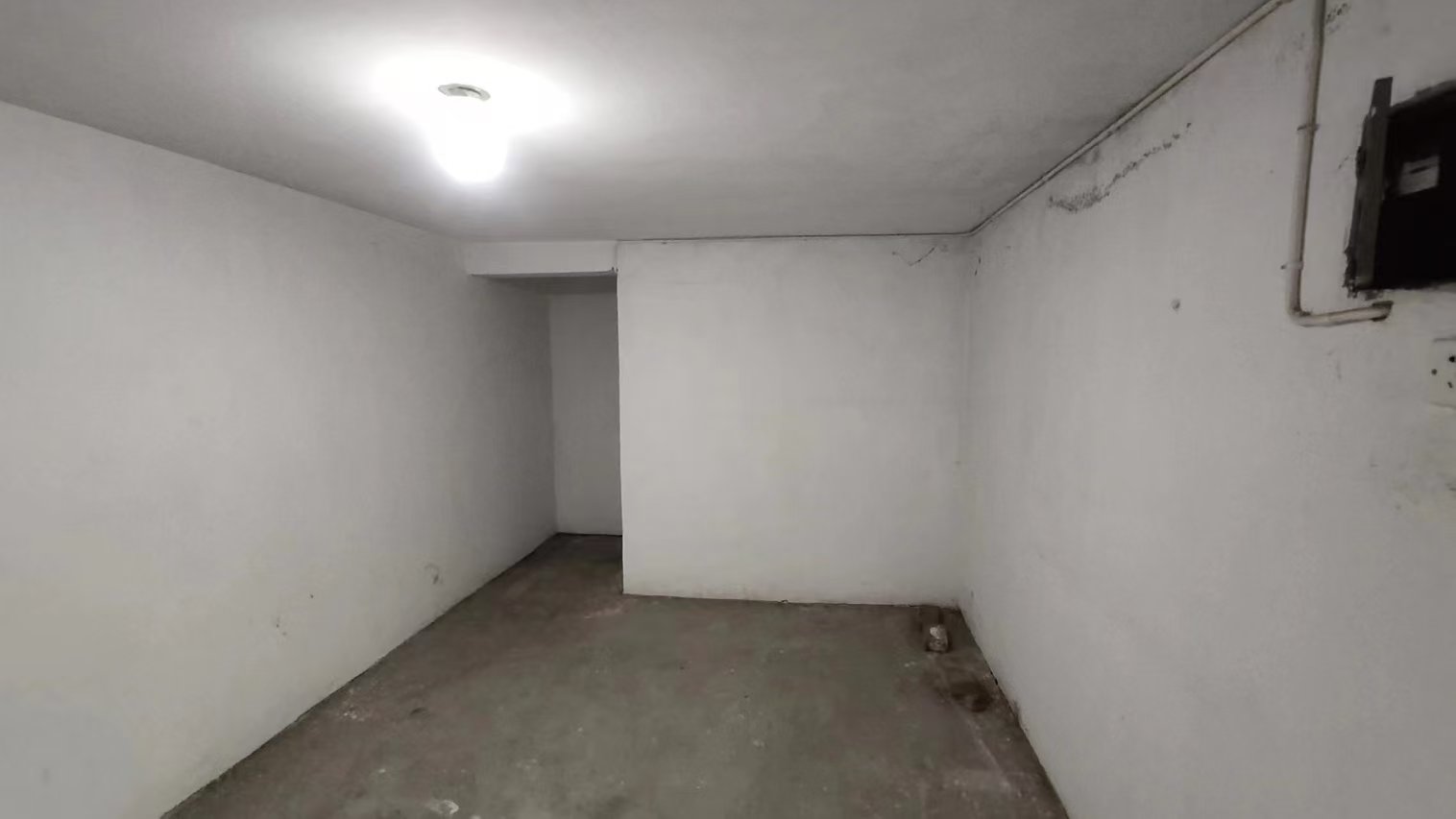 郭里园 1室0厅0卫 17.9m&sup2;