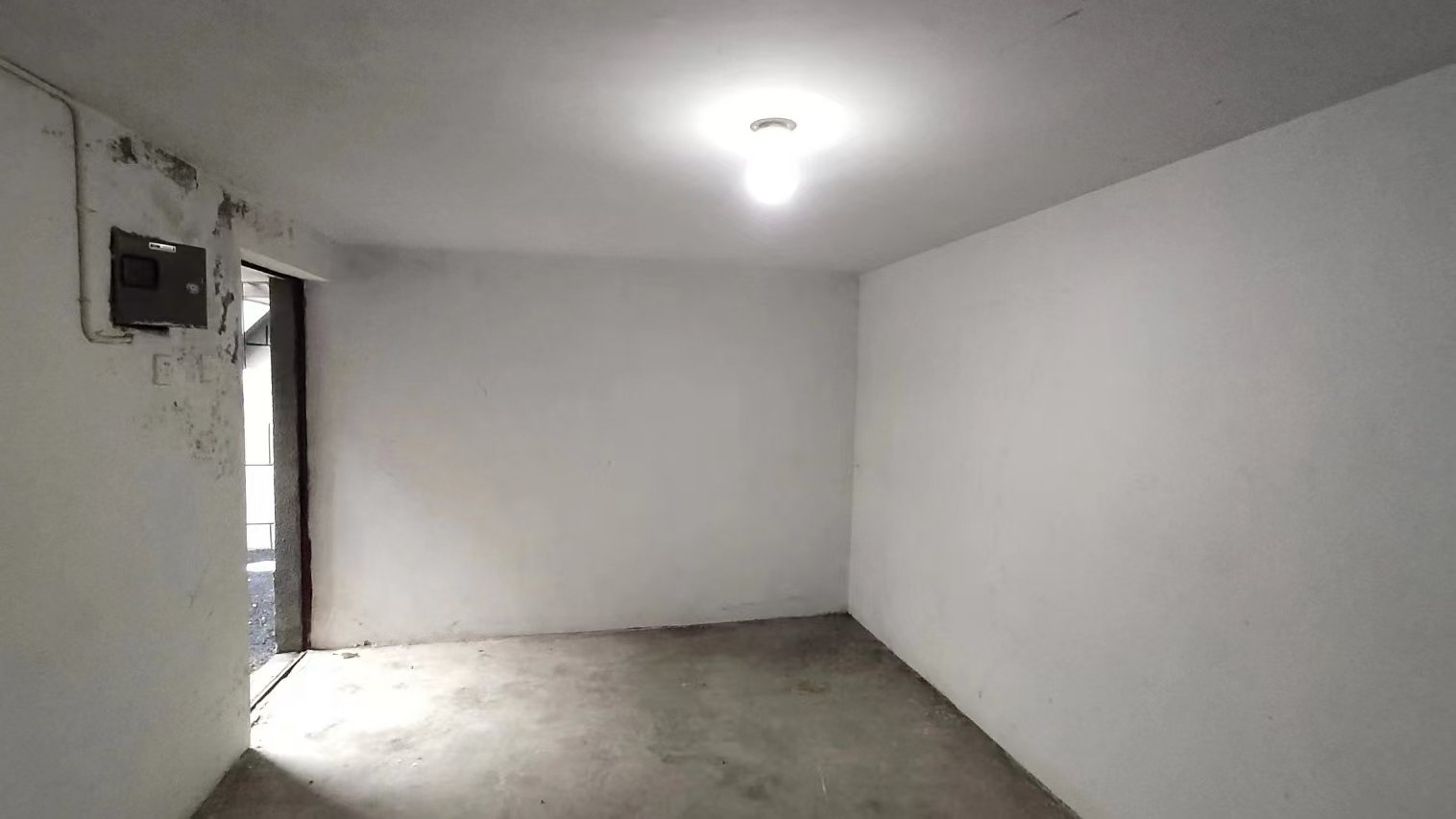 郭里园 1室0厅0卫 17.9m&sup2;
