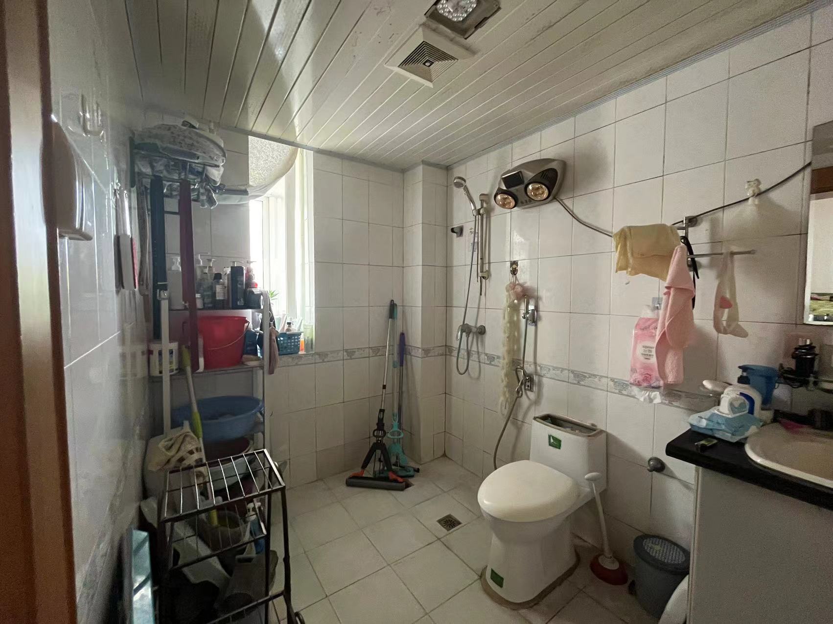 外滩小区 3室2厅1卫 96.07m&sup2;