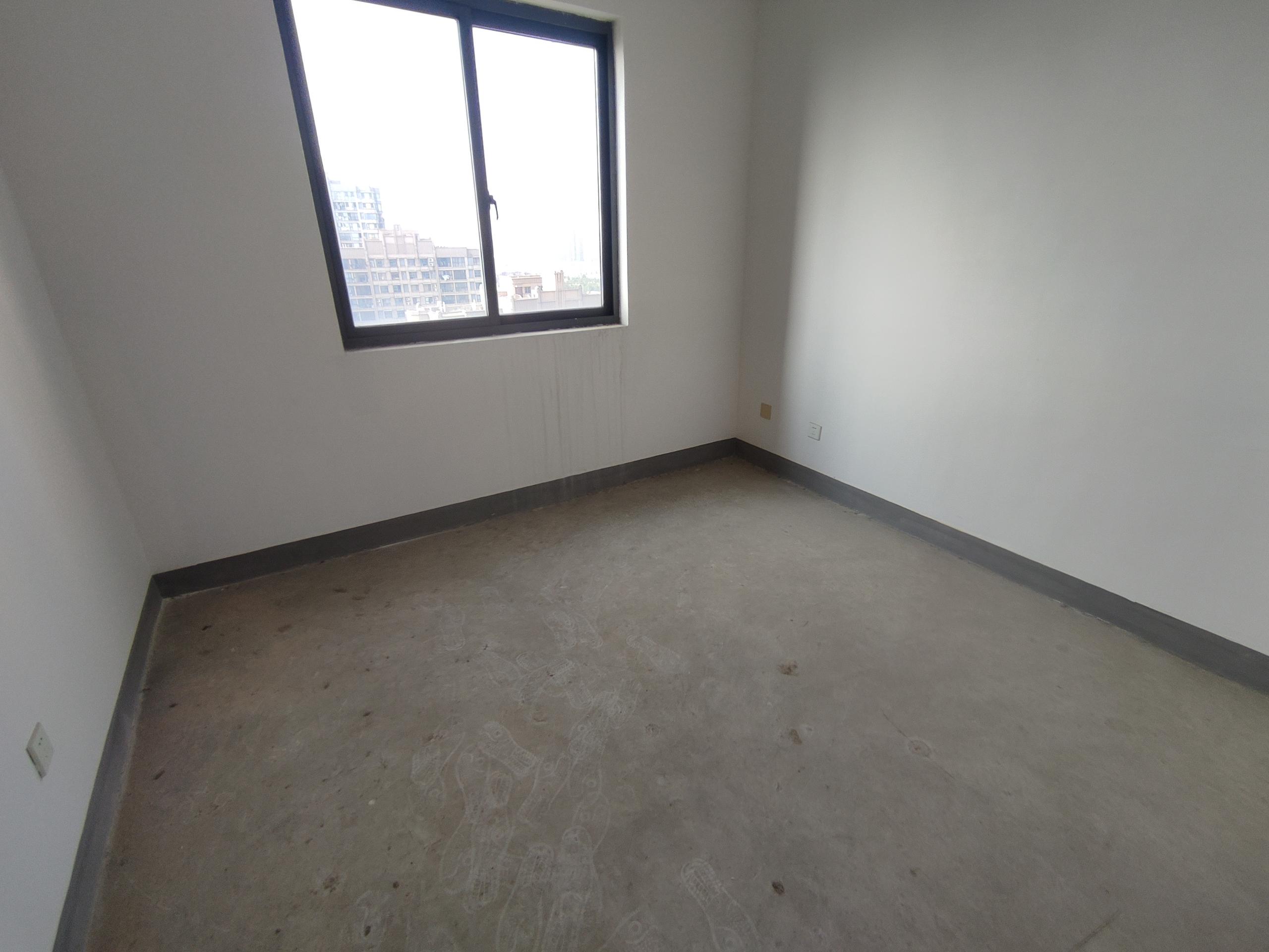 江景国际家园 3室2厅2卫 126.54m&sup2;