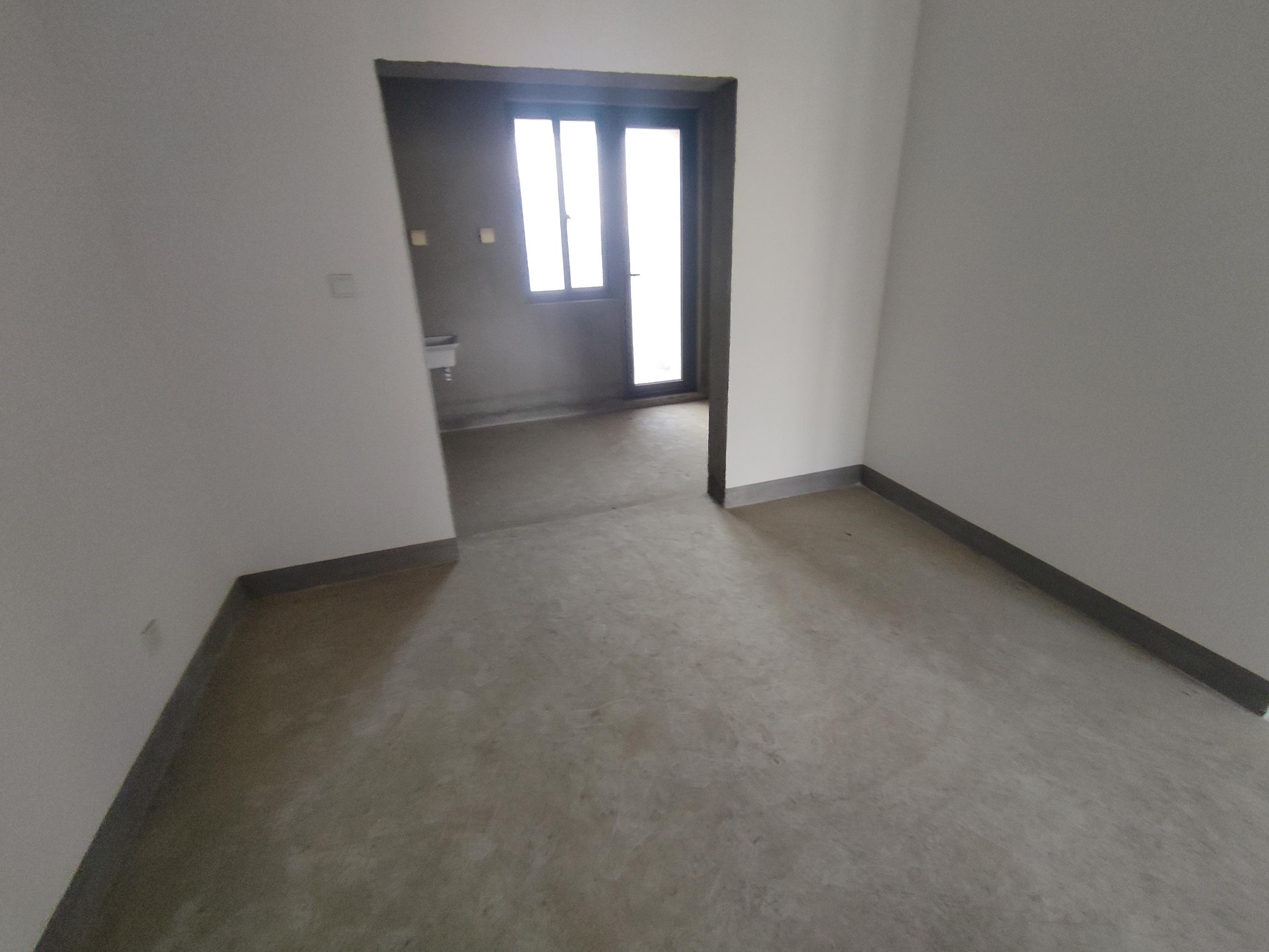 江景国际家园 3室2厅2卫 126.54m&sup2;