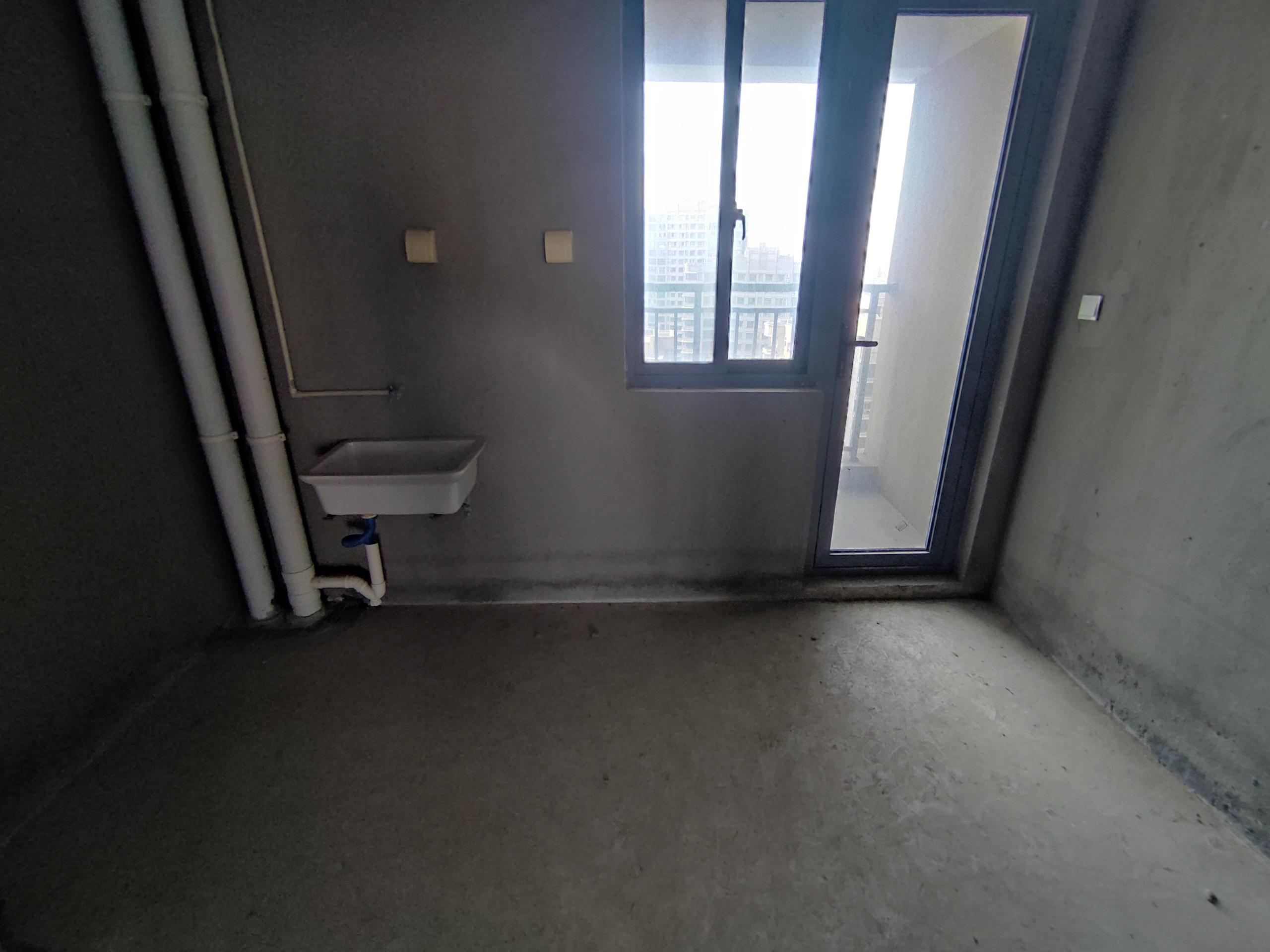 江景国际家园 3室2厅2卫 126.54m&sup2;