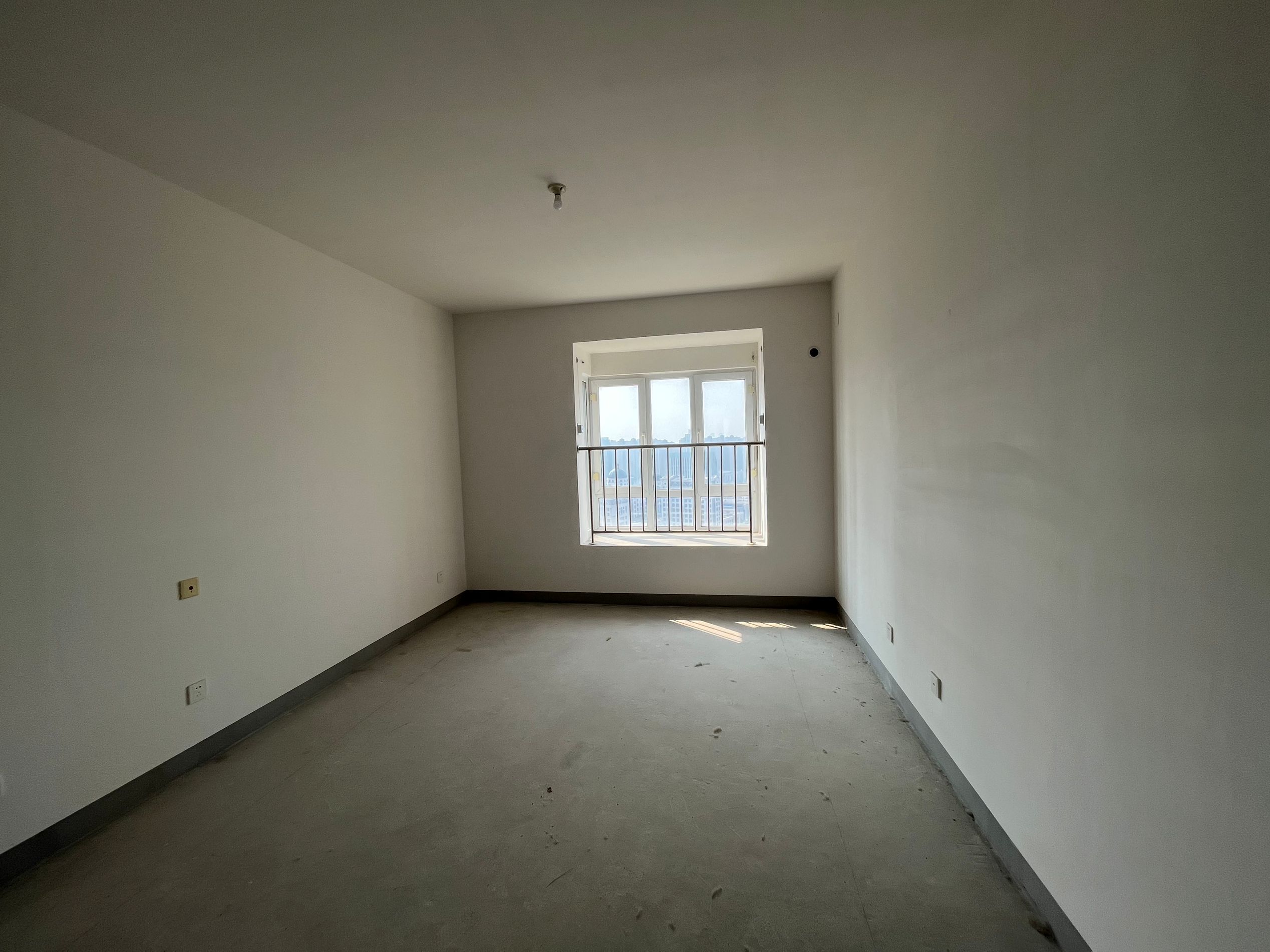 华润悦锦湾 4室2厅2卫 142.08m&sup2;