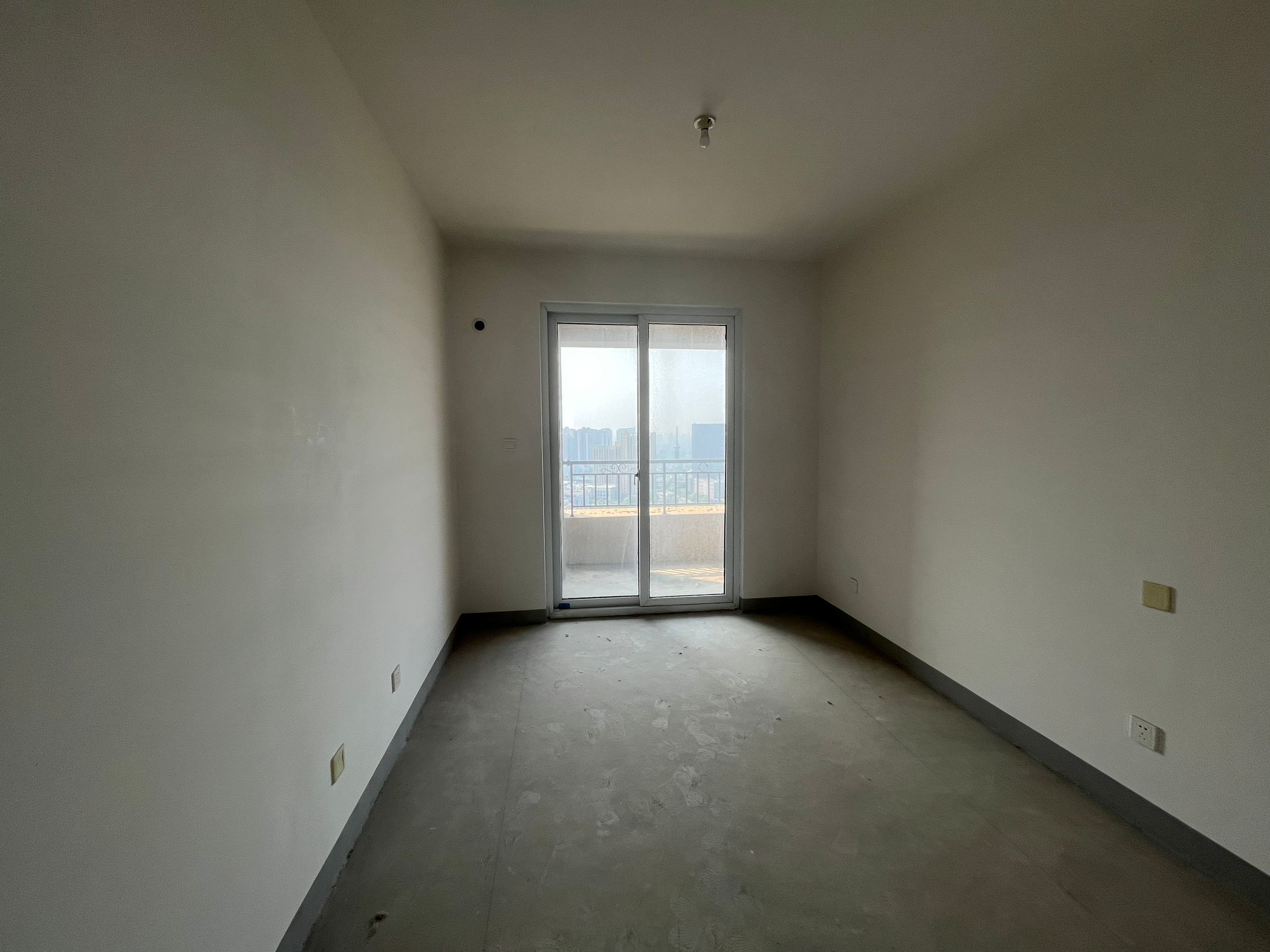 华润悦锦湾 4室2厅2卫 142.08m&sup2;