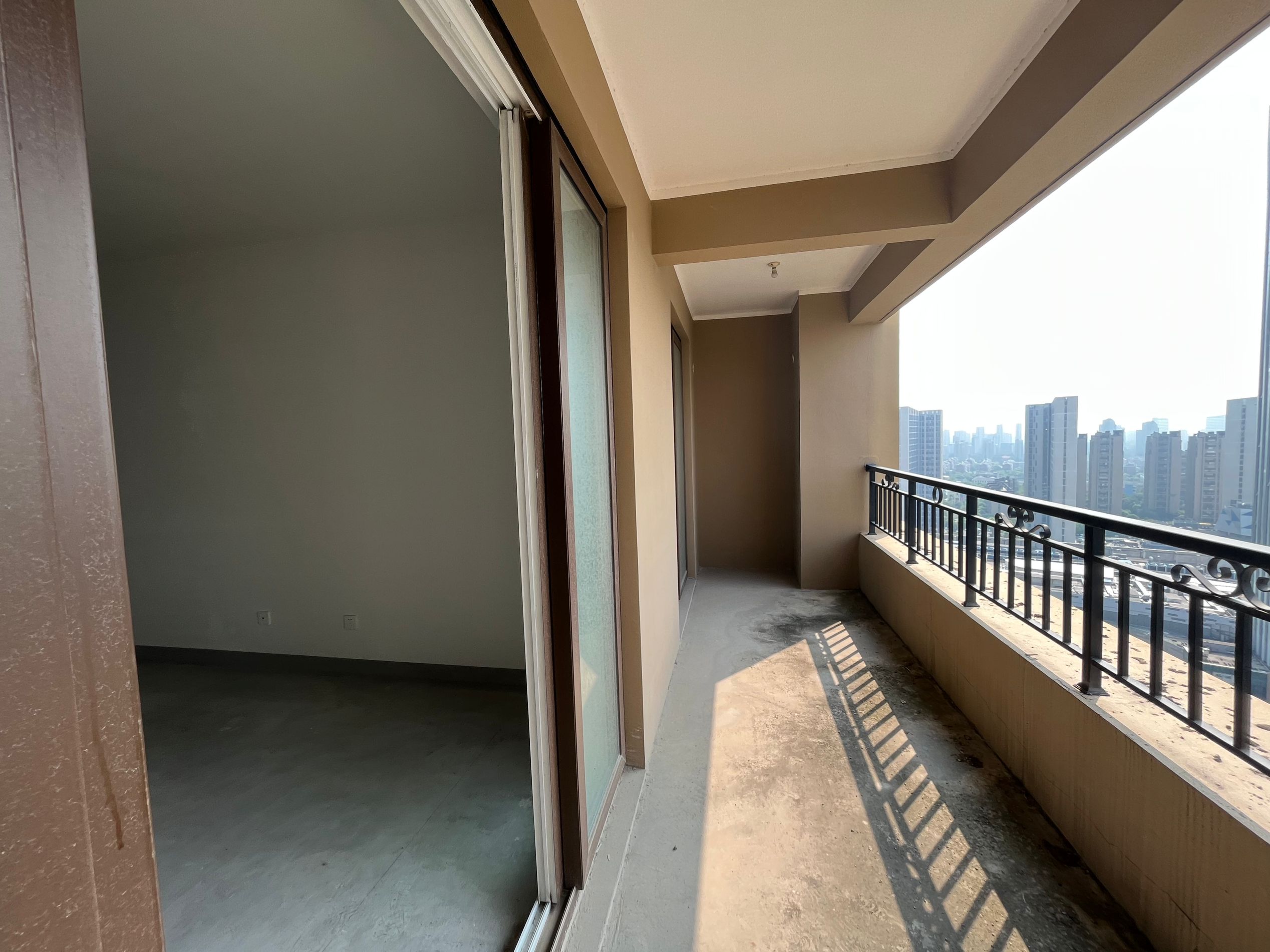 华润悦锦湾 4室2厅2卫 142.08m&sup2;