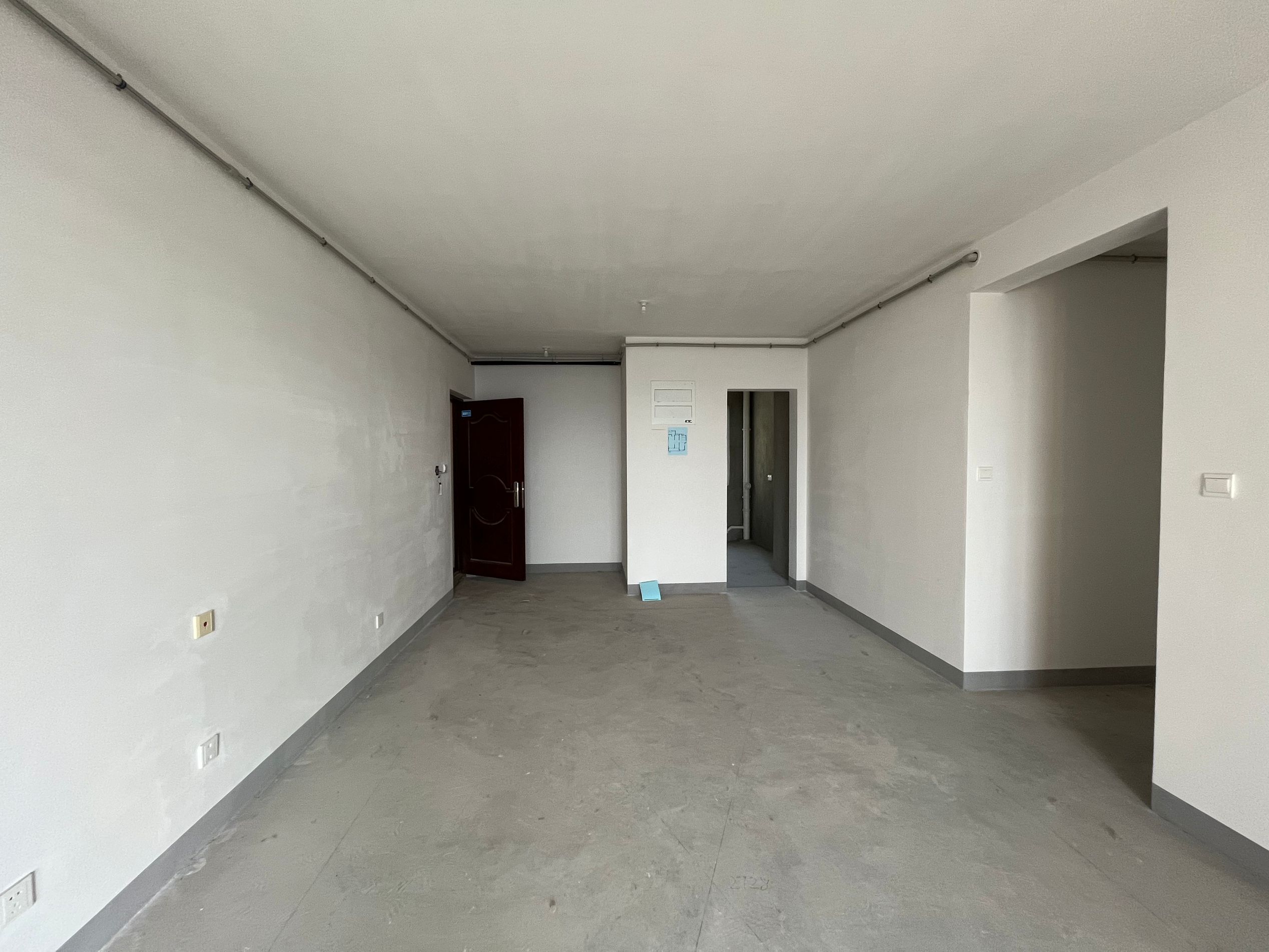华润悦锦湾 4室2厅2卫 142.08m²