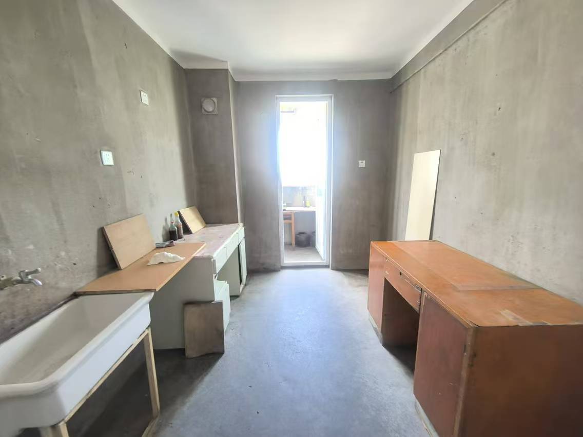 和谐汇景新苑 3室2厅1卫 139m&sup2;