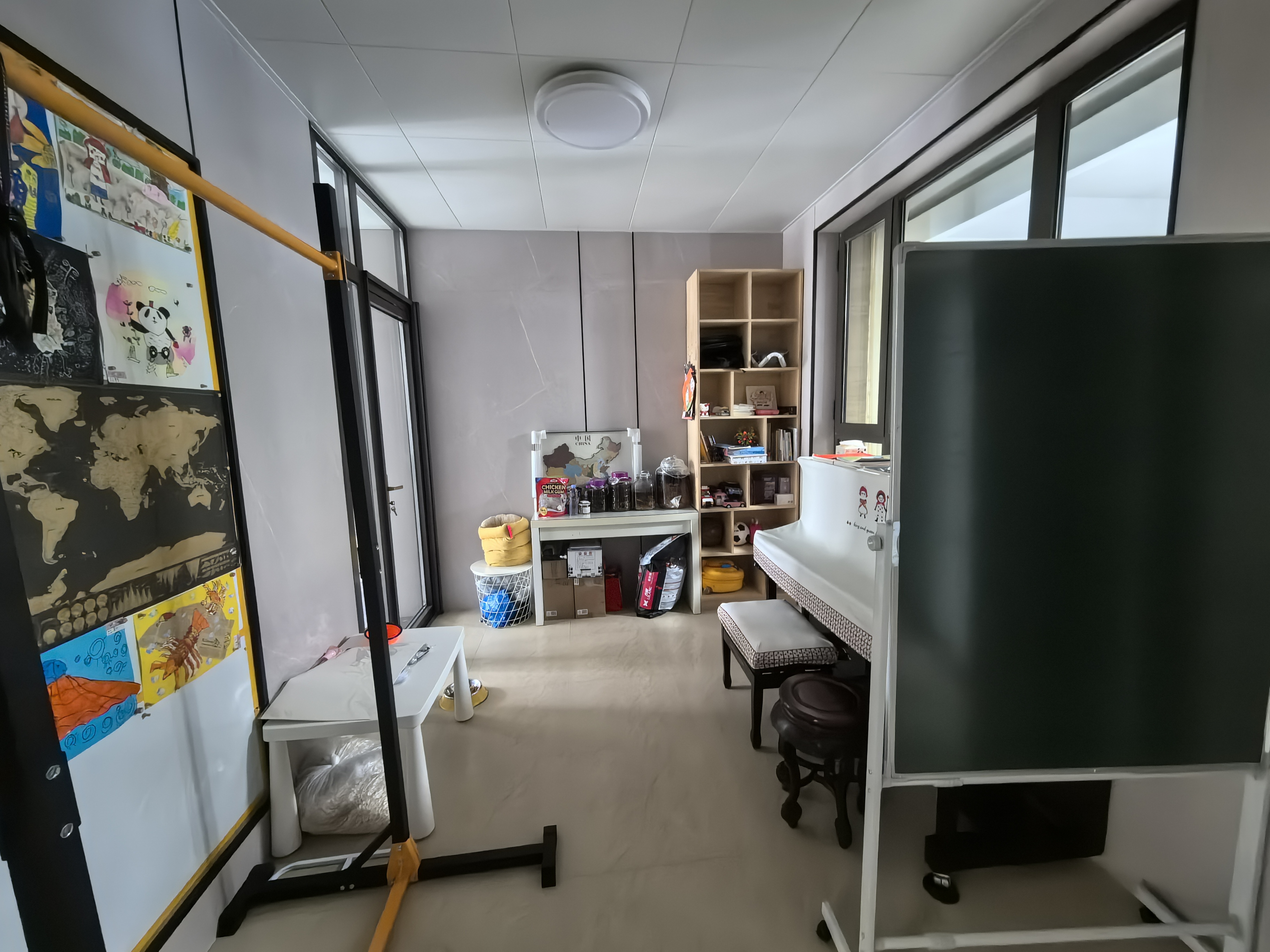 金河名人世家 4室2厅3卫 228.00m&sup2;