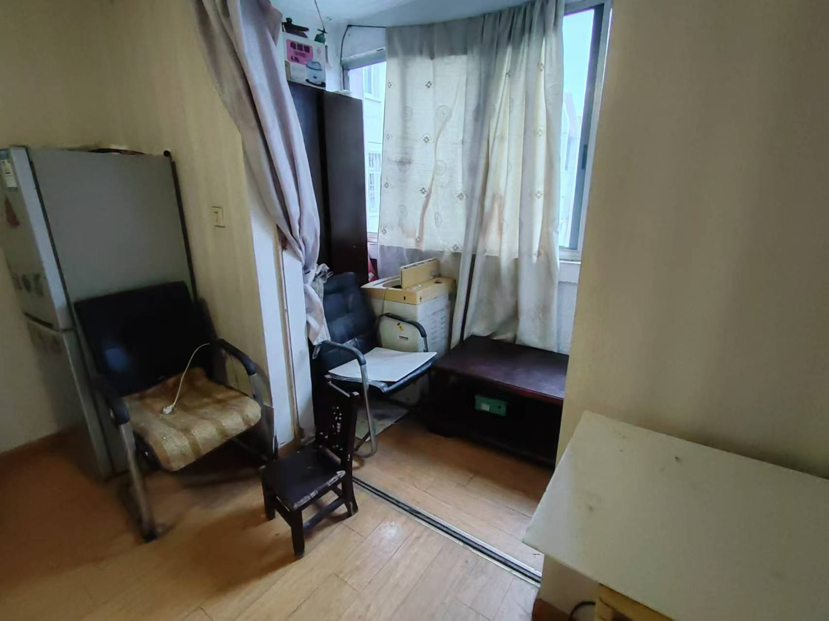 学田苑 1室1厅1卫 48.54m²