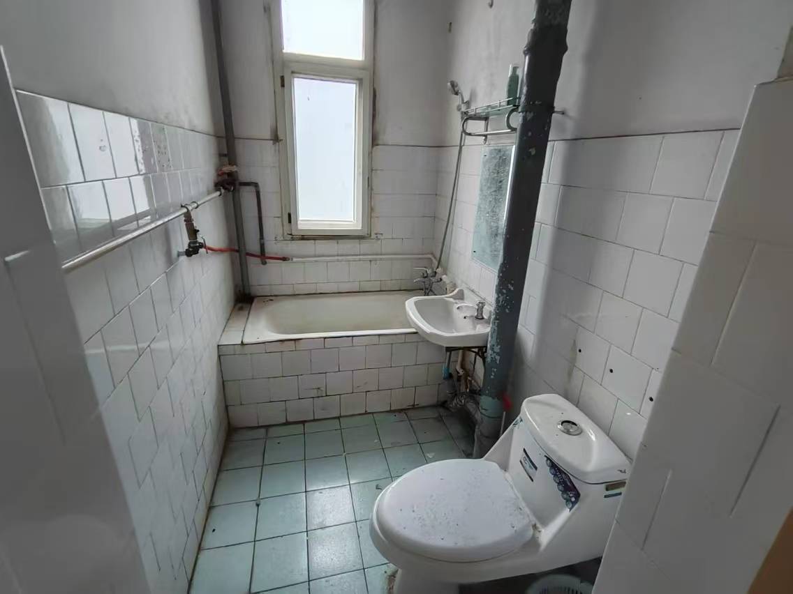 学田苑 1室1厅1卫 48.54m²