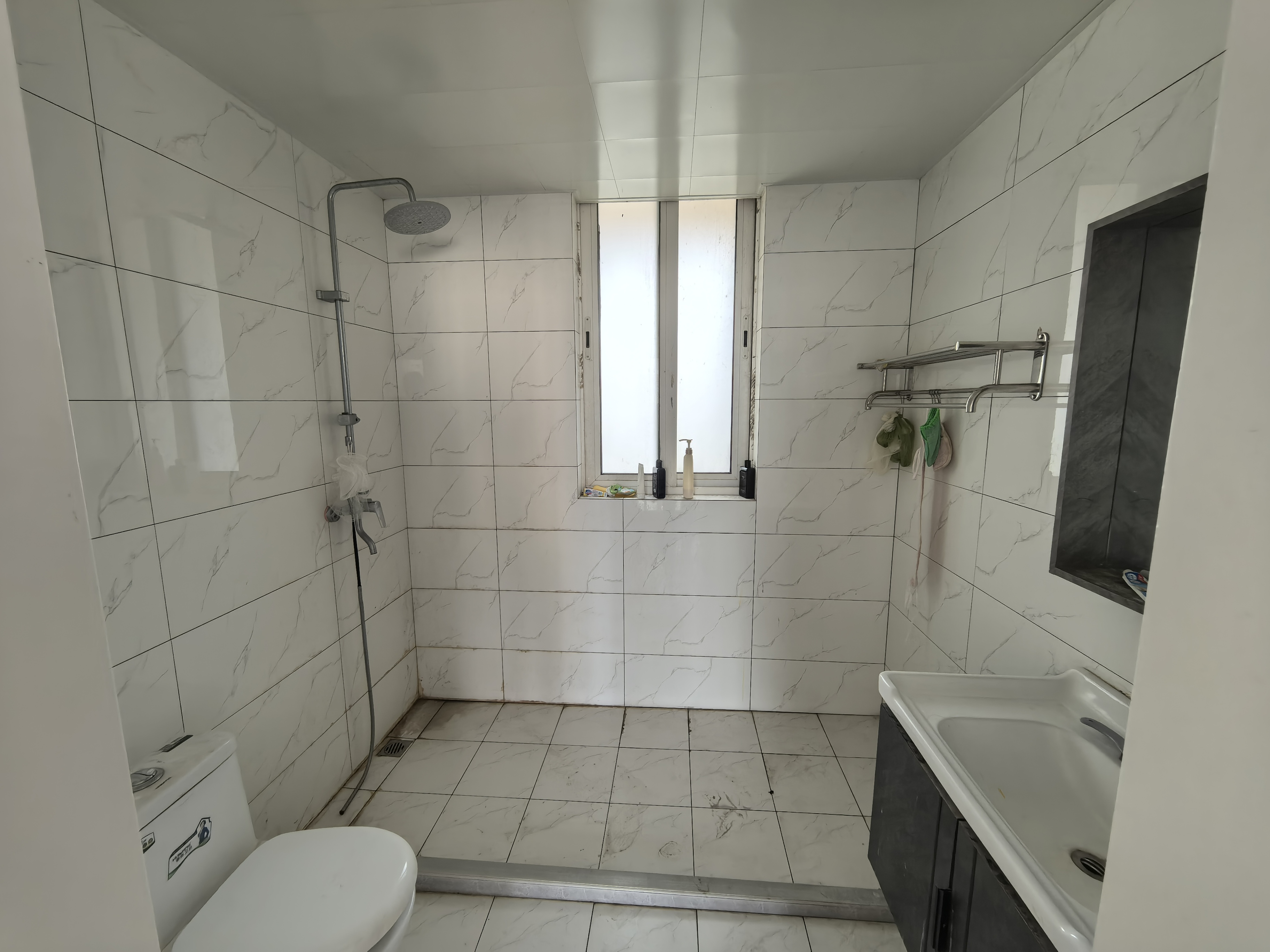 优山美地花园南区 5室2厅2卫 331.00m&sup2;