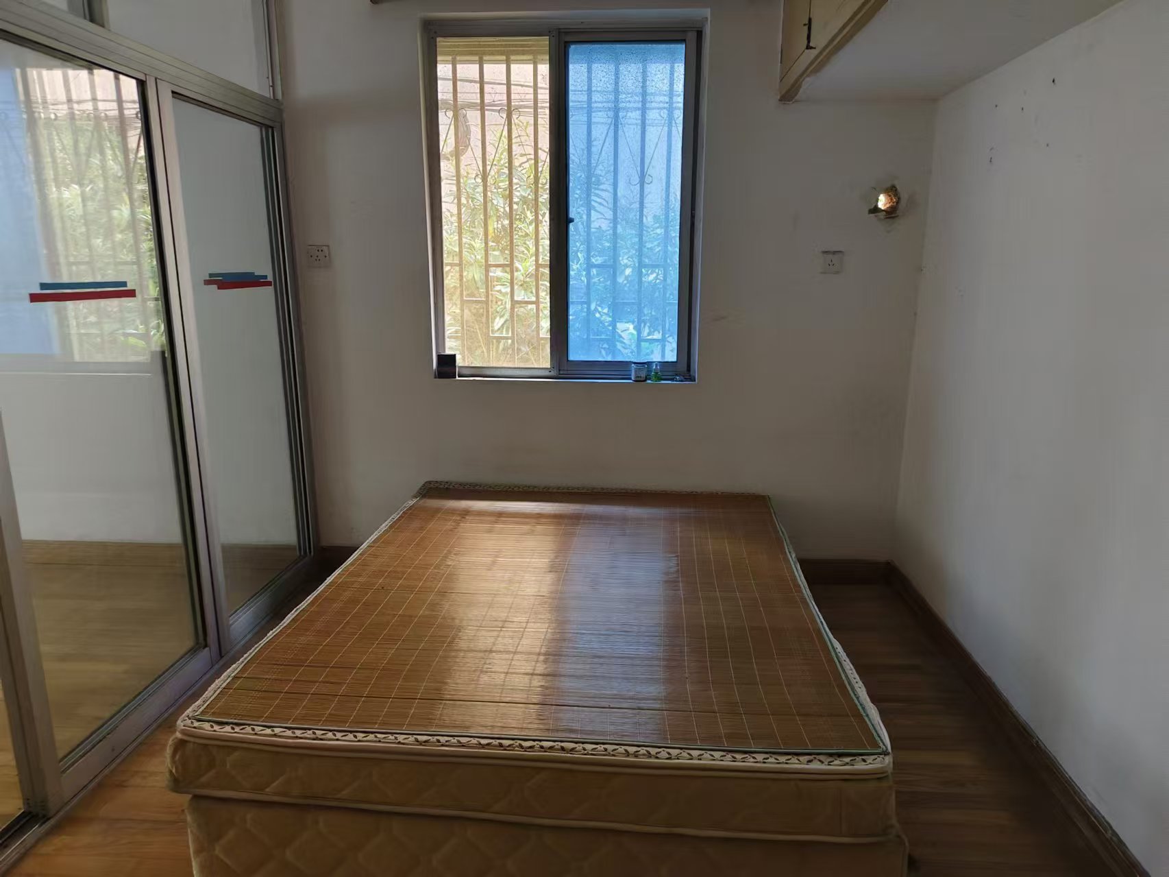 新桃园 3室1厅1卫 96.00m&sup2;