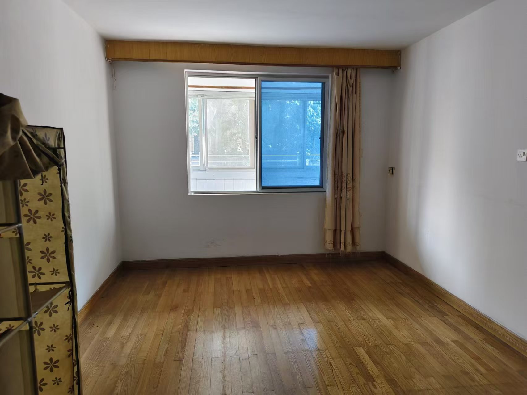 新桃园 3室1厅1卫 96.00m&sup2;