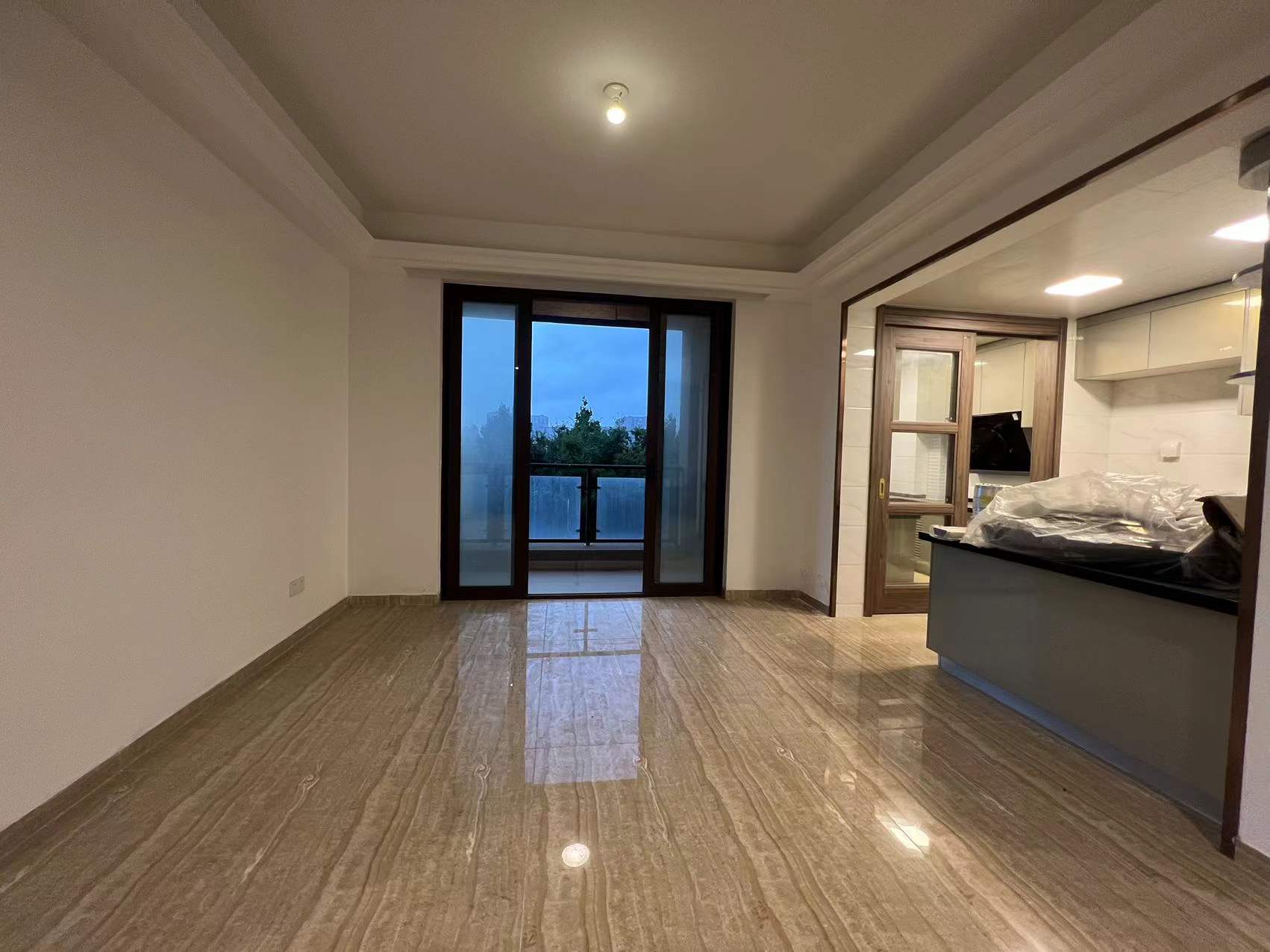 碧桂园时代悦城 4室2厅2卫 192m&sup2;