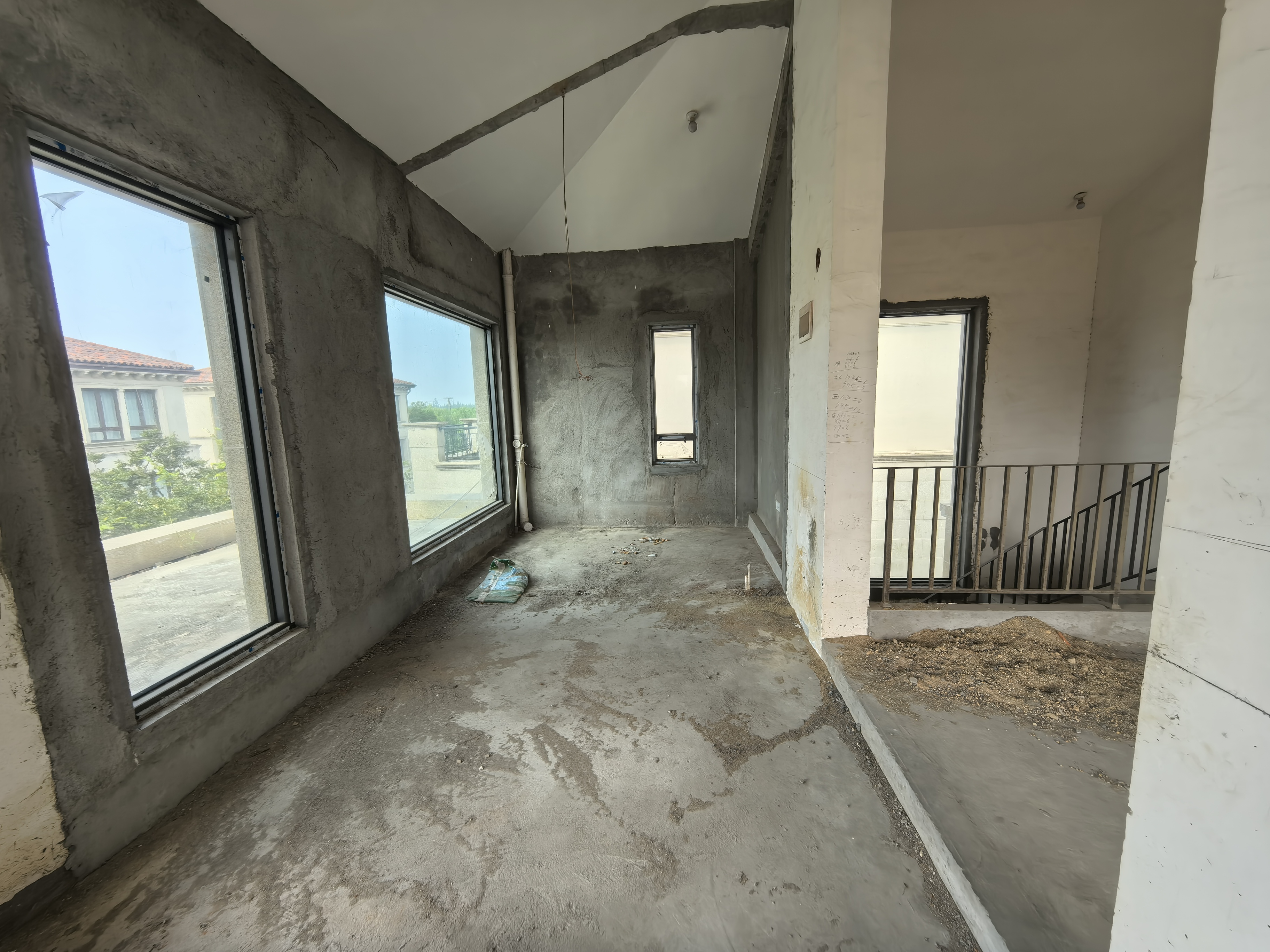 顺发御园 5室2厅3卫 371m&sup2;