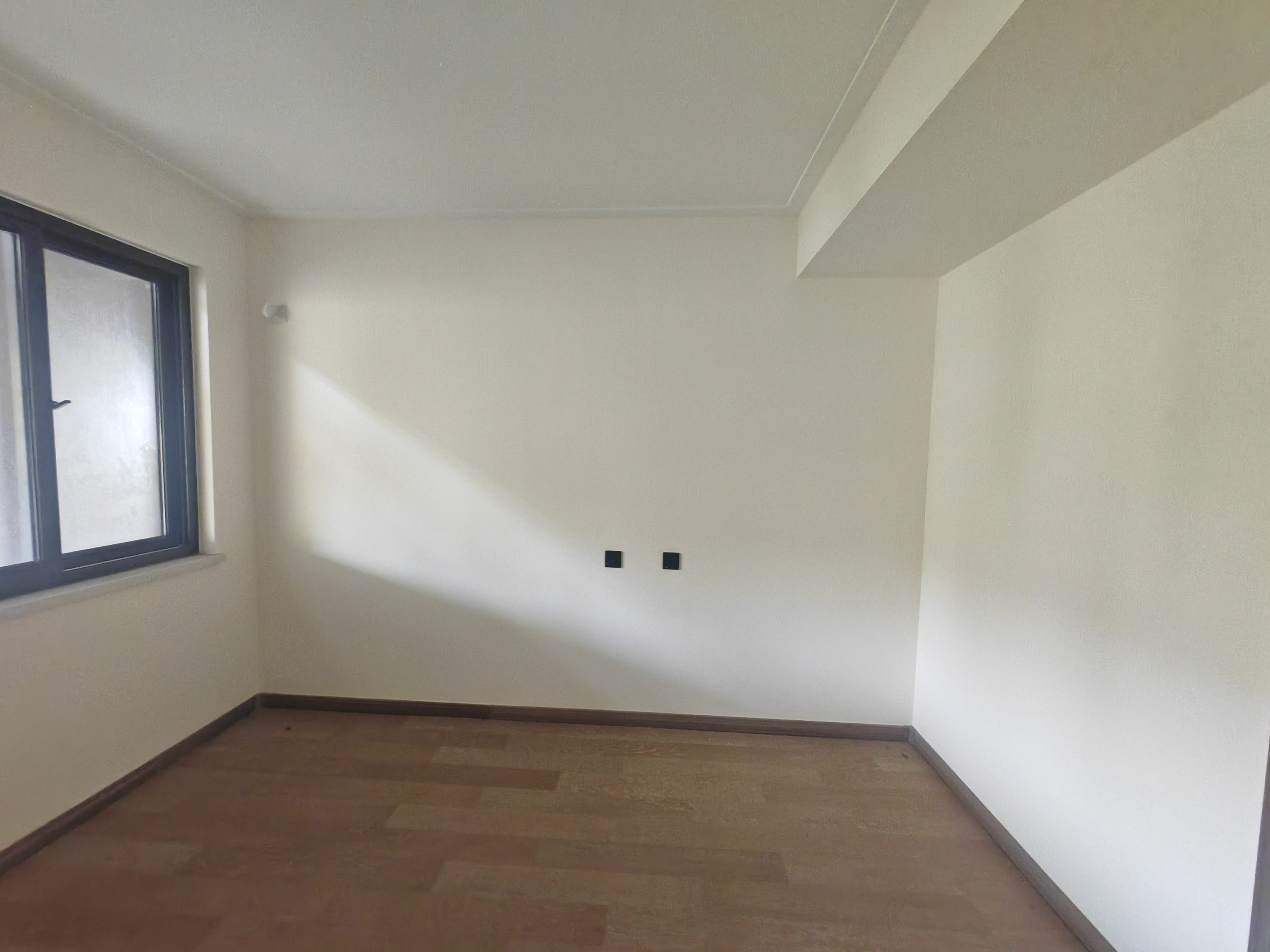 湖山源著 3室2厅1卫 99.47m&sup2;