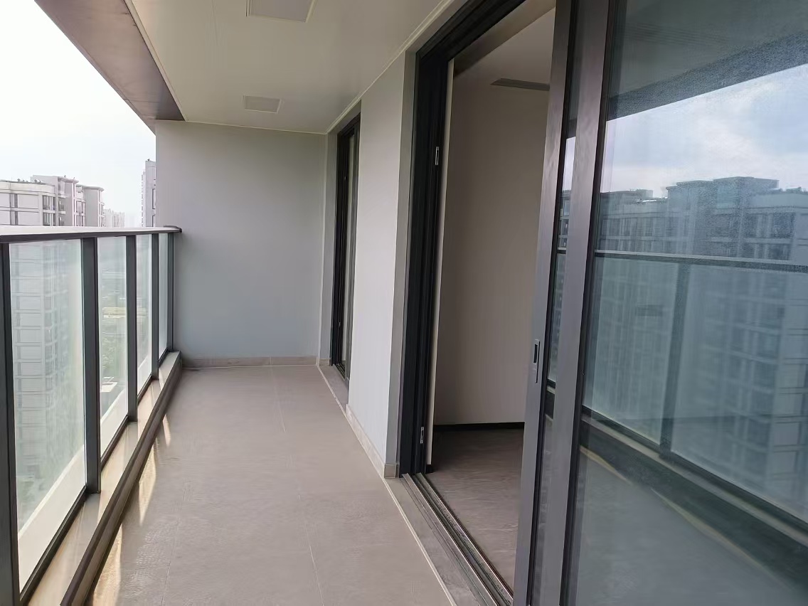 万科方圆 3室2厅2卫 130m&sup2;