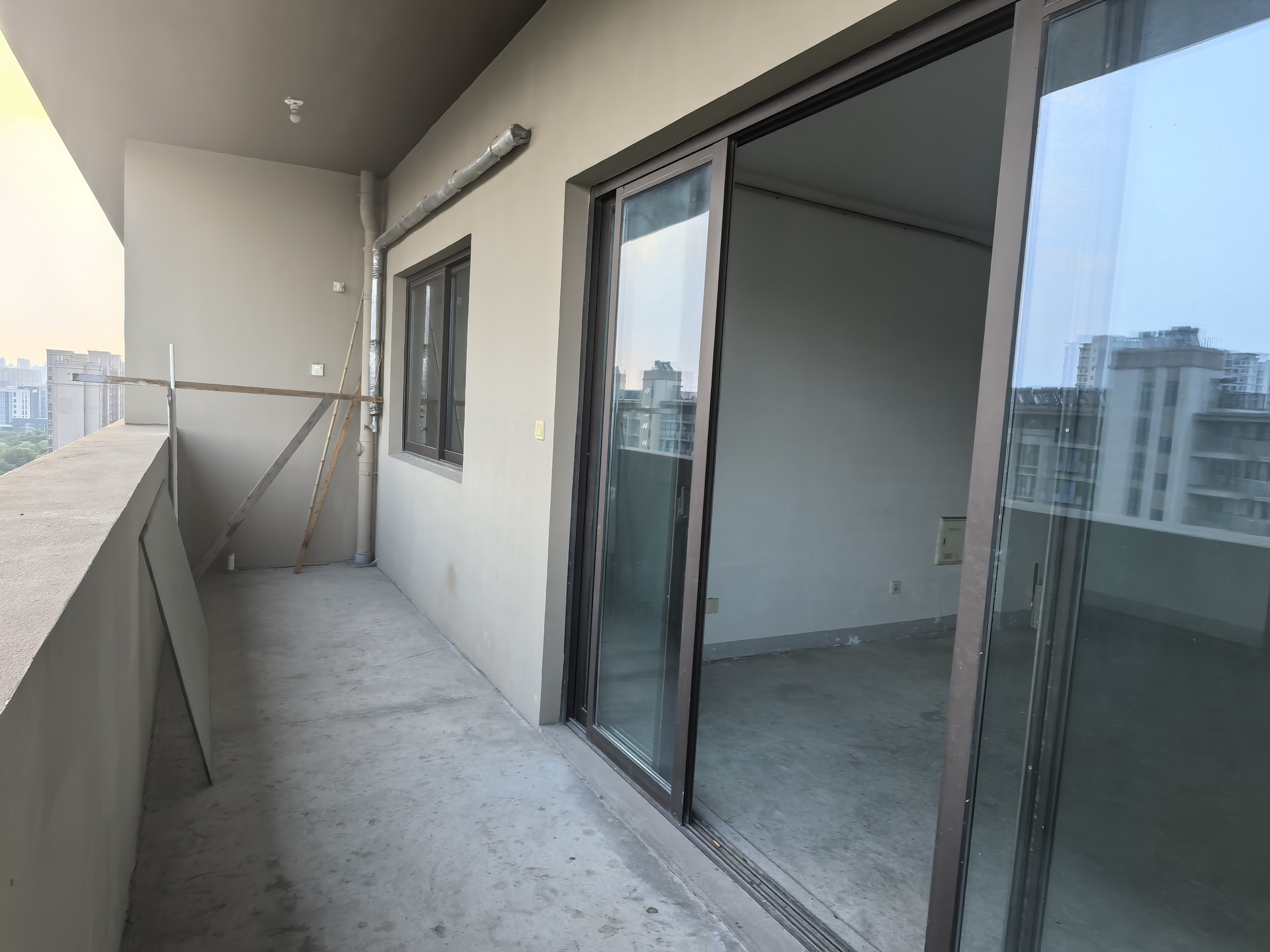 国城璟府 3室2厅2卫 145m²