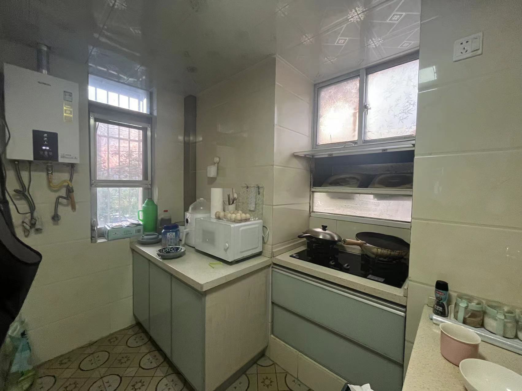 光明西村 2室1厅1卫 65.58m&sup2;