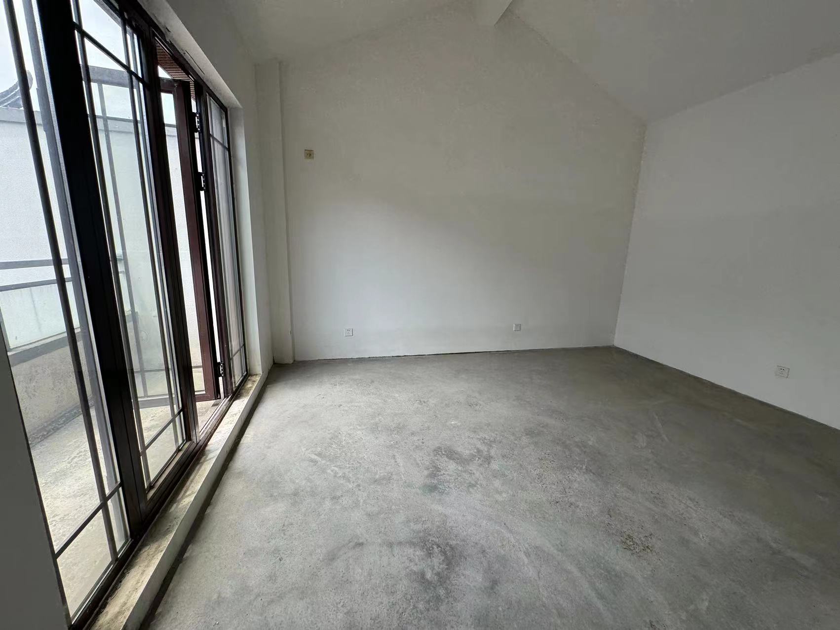 九间堂山居 4室2厅2卫 221m&sup2;
