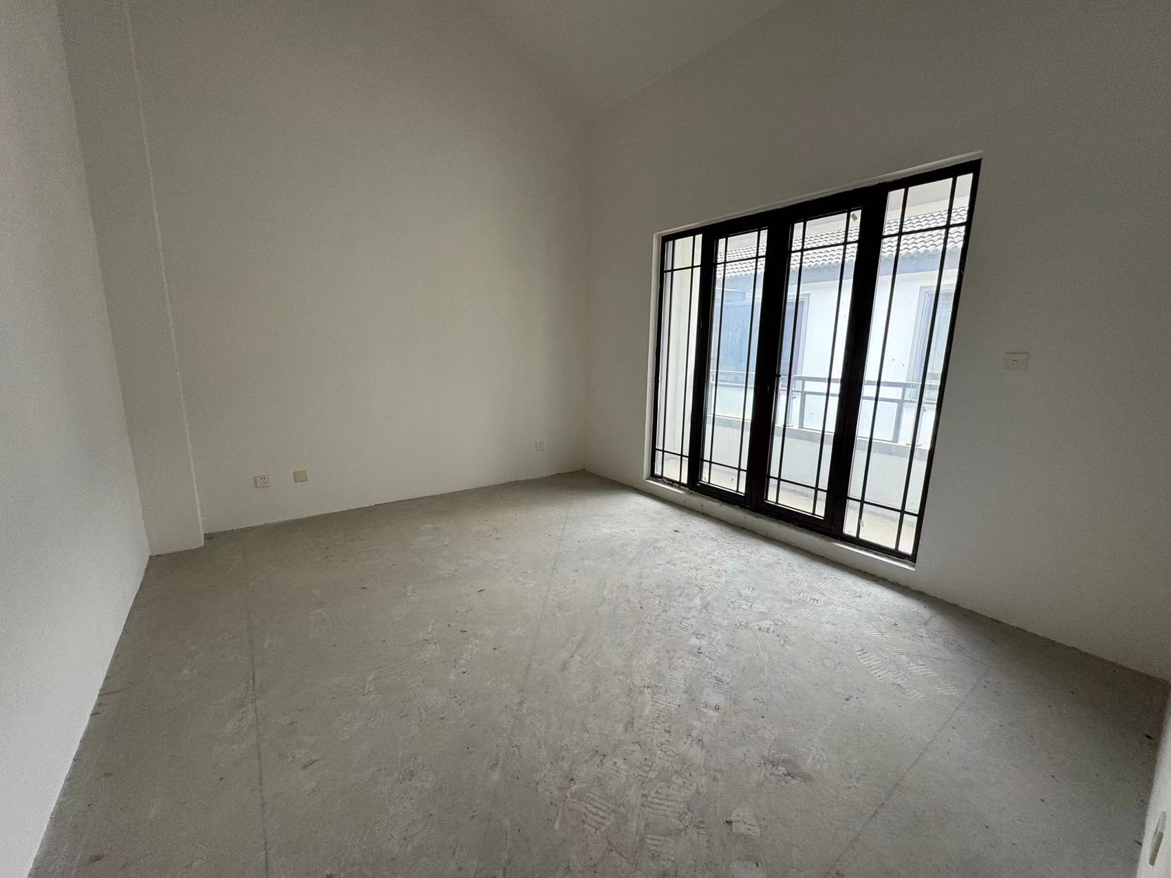 九间堂山居 4室2厅2卫 221m&sup2;