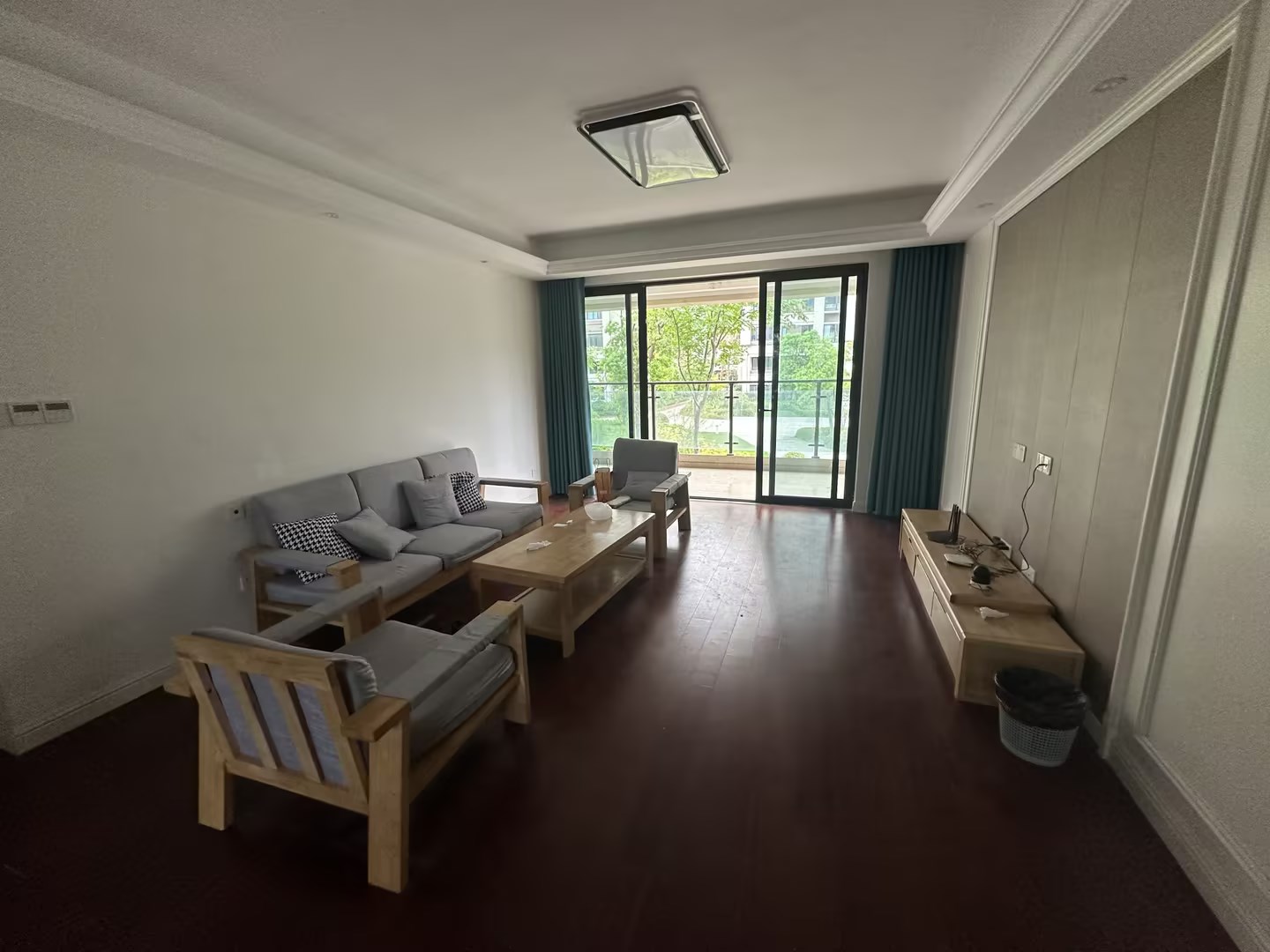 红星天铂 4室2厅2卫 134.4m&sup2;