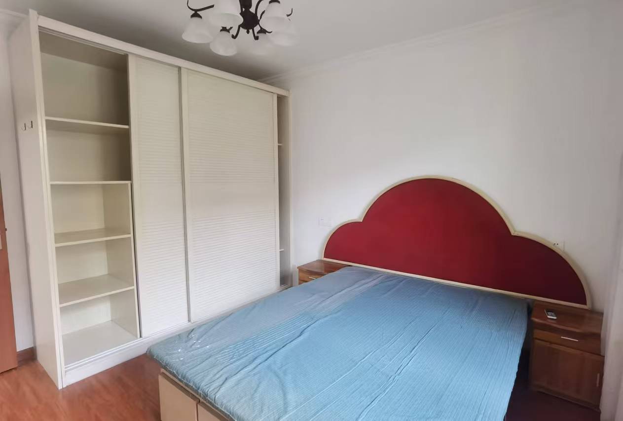 沙家圩花苑 3室2厅2卫 138m&sup2;