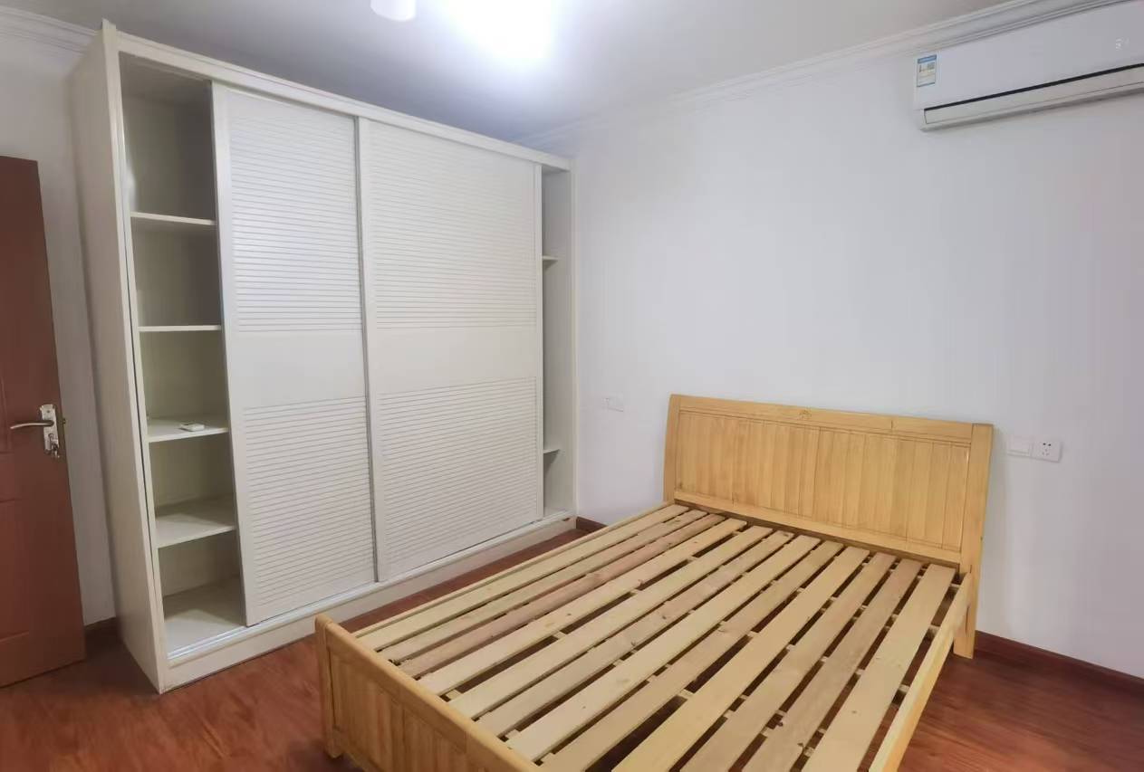 沙家圩花苑 3室2厅2卫 138m&sup2;